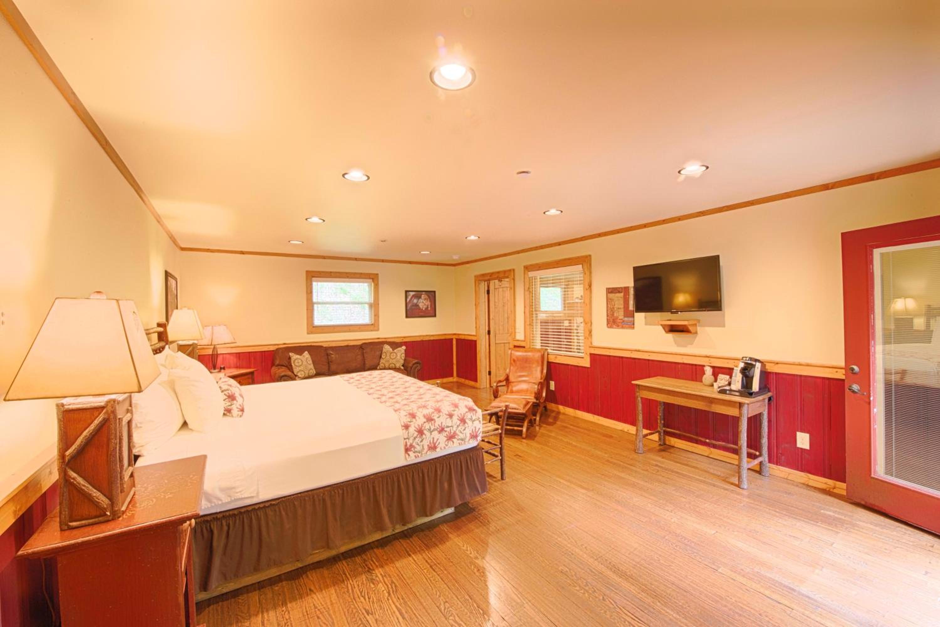 Historic Tapoco Lodge Resort