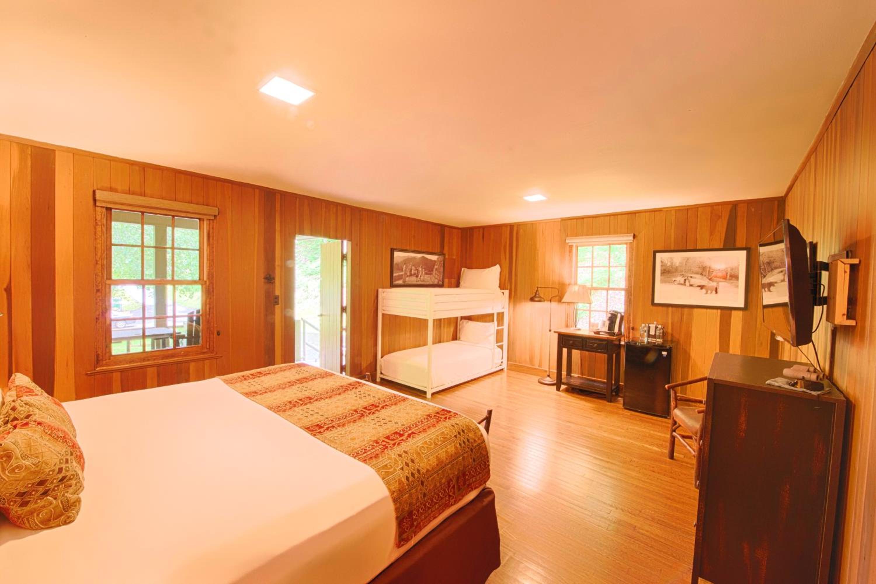 Historic Tapoco Lodge Resort