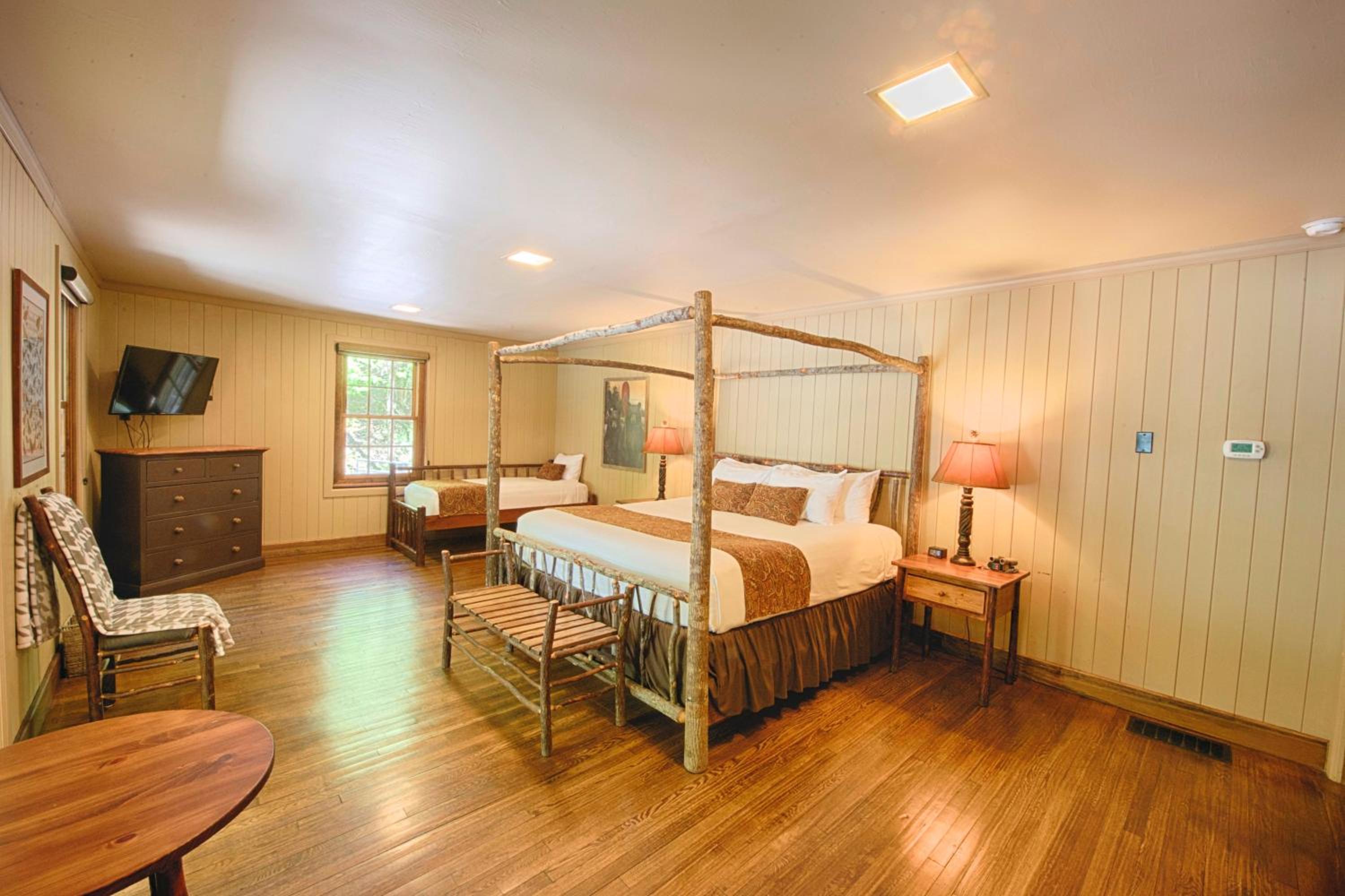 Historic Tapoco Lodge Resort