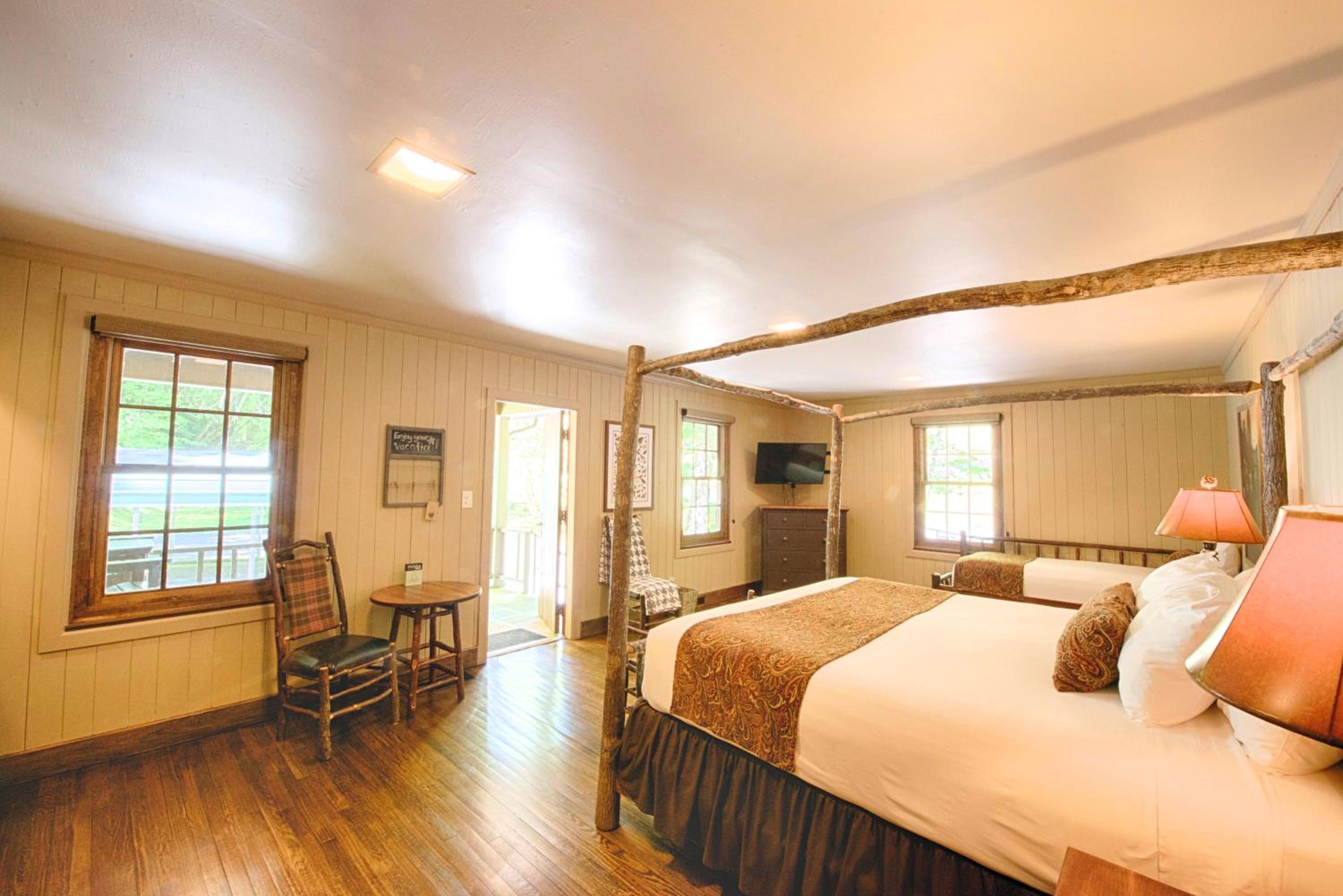 Historic Tapoco Lodge Resort