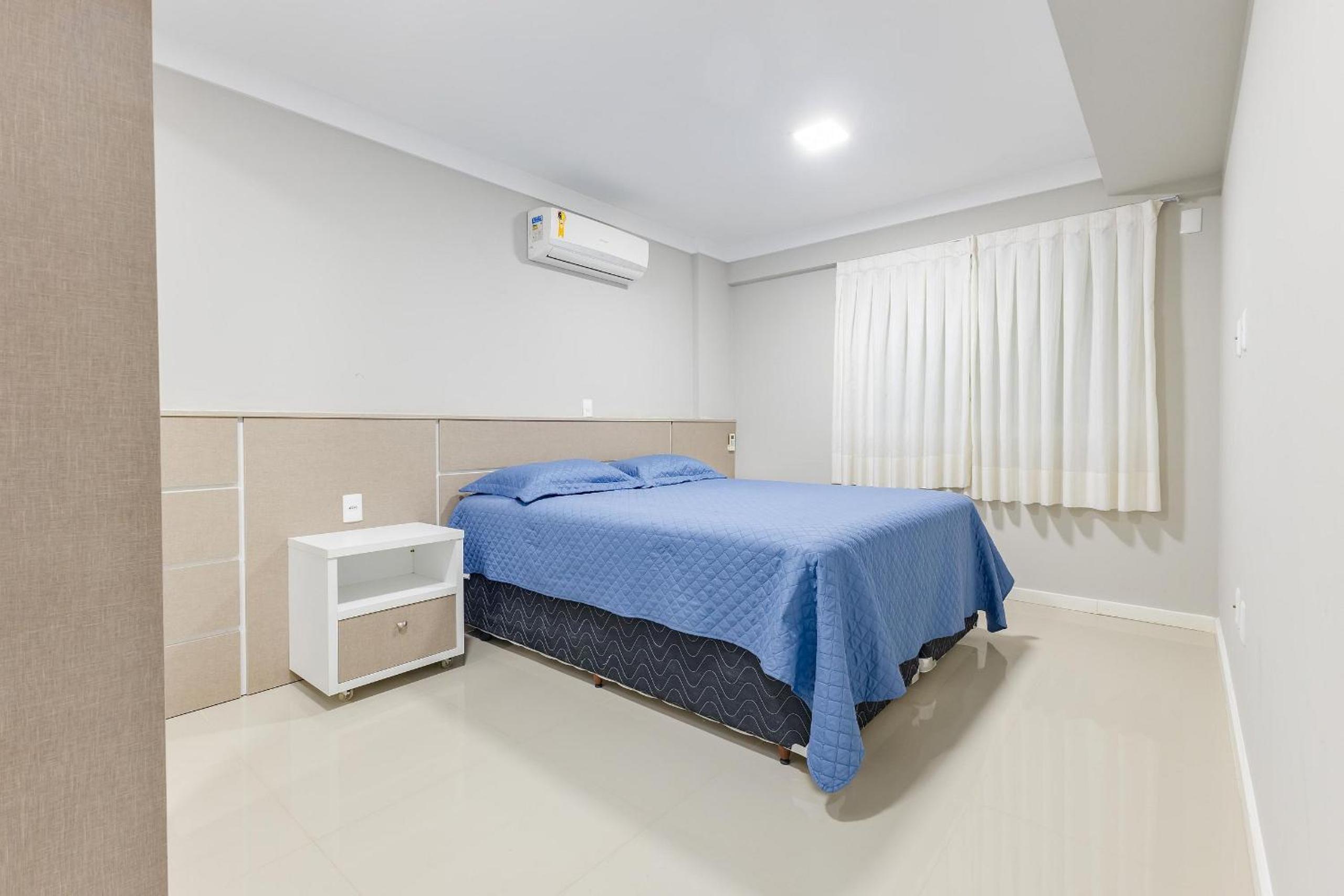Ampla Cobertura com Vista Mar - Jacuzzi Privativa