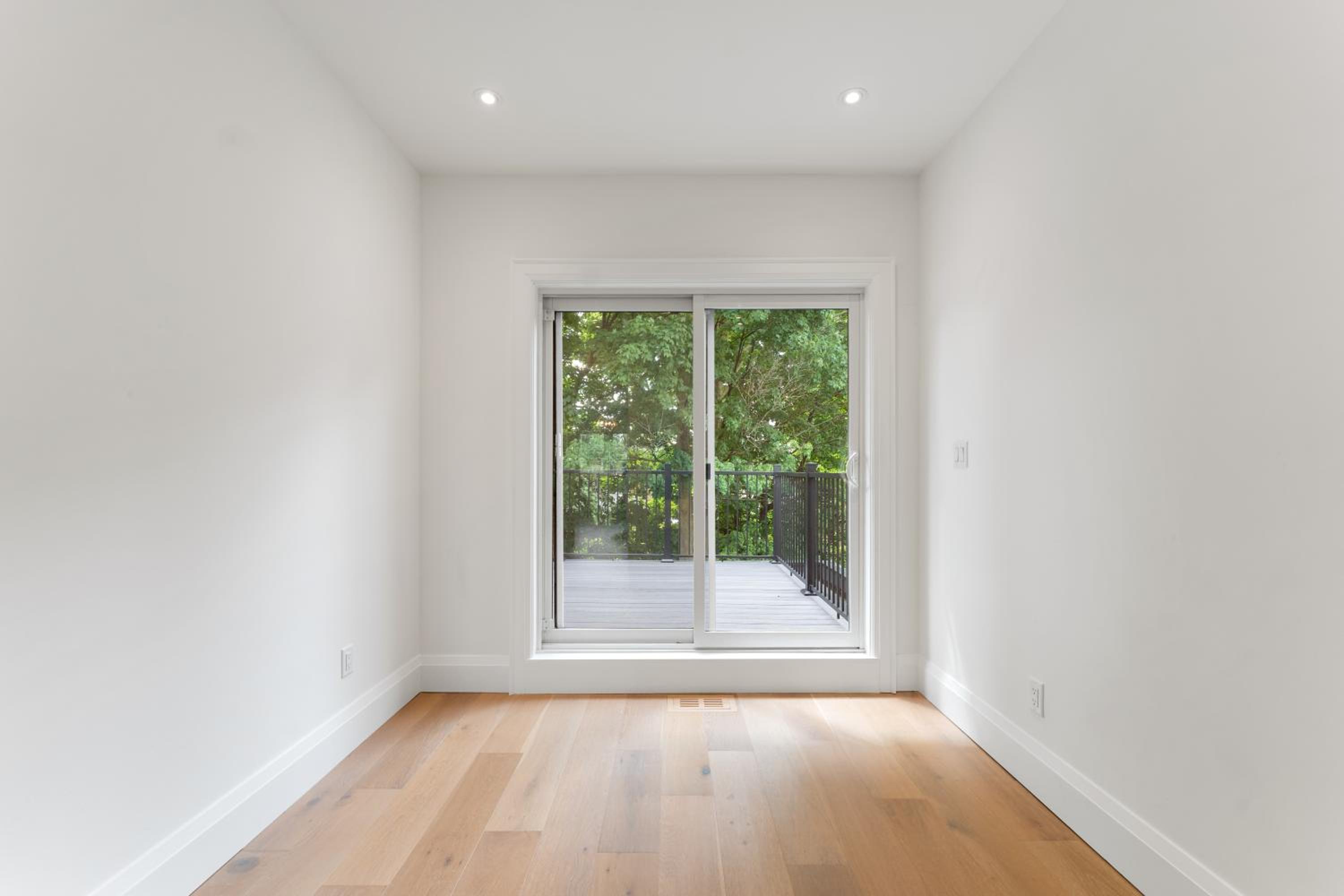 Luxury Home - 5 min from airport, 15 to downtown