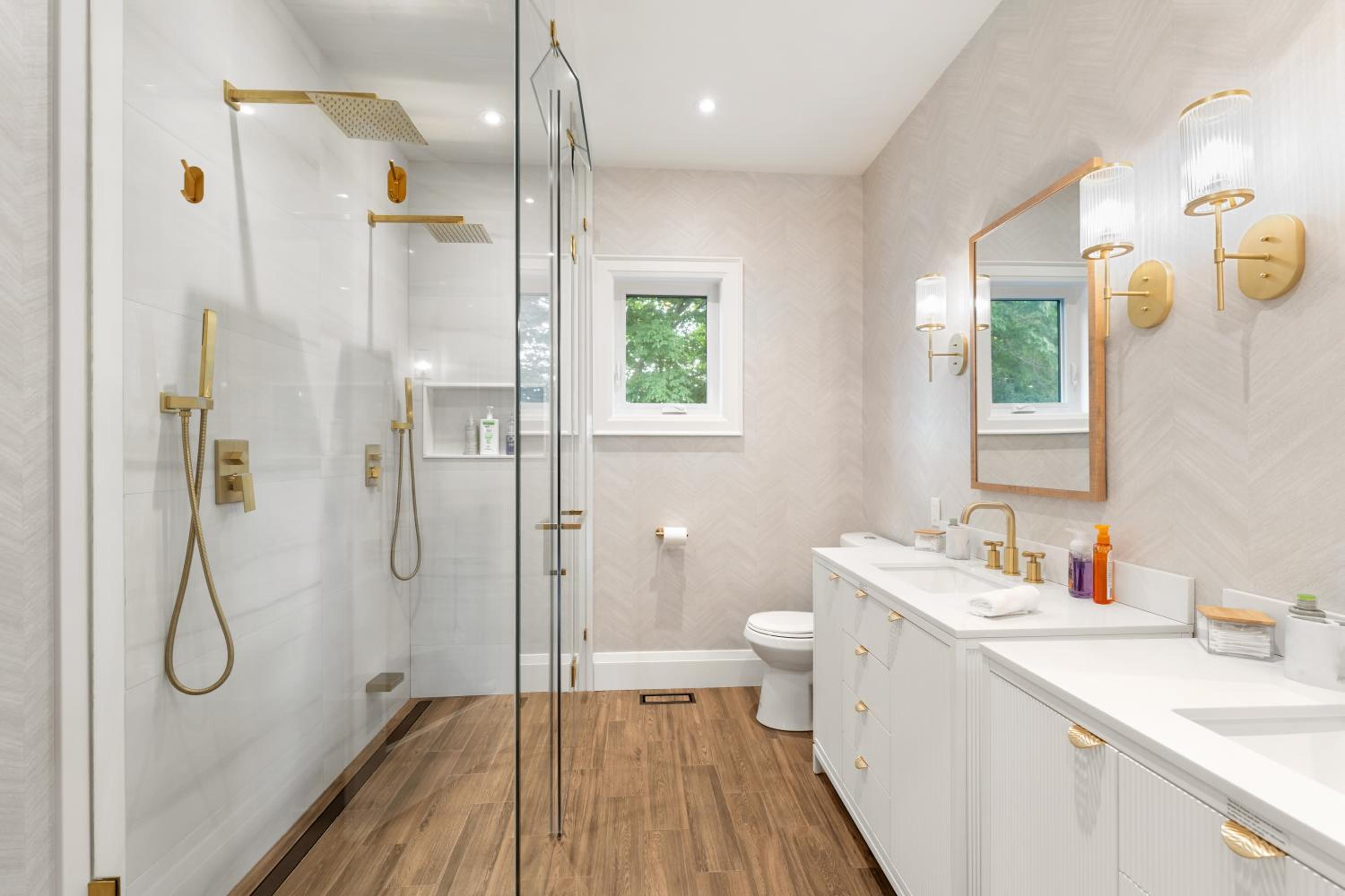 Luxury Home - 5 min from airport, 15 to downtown