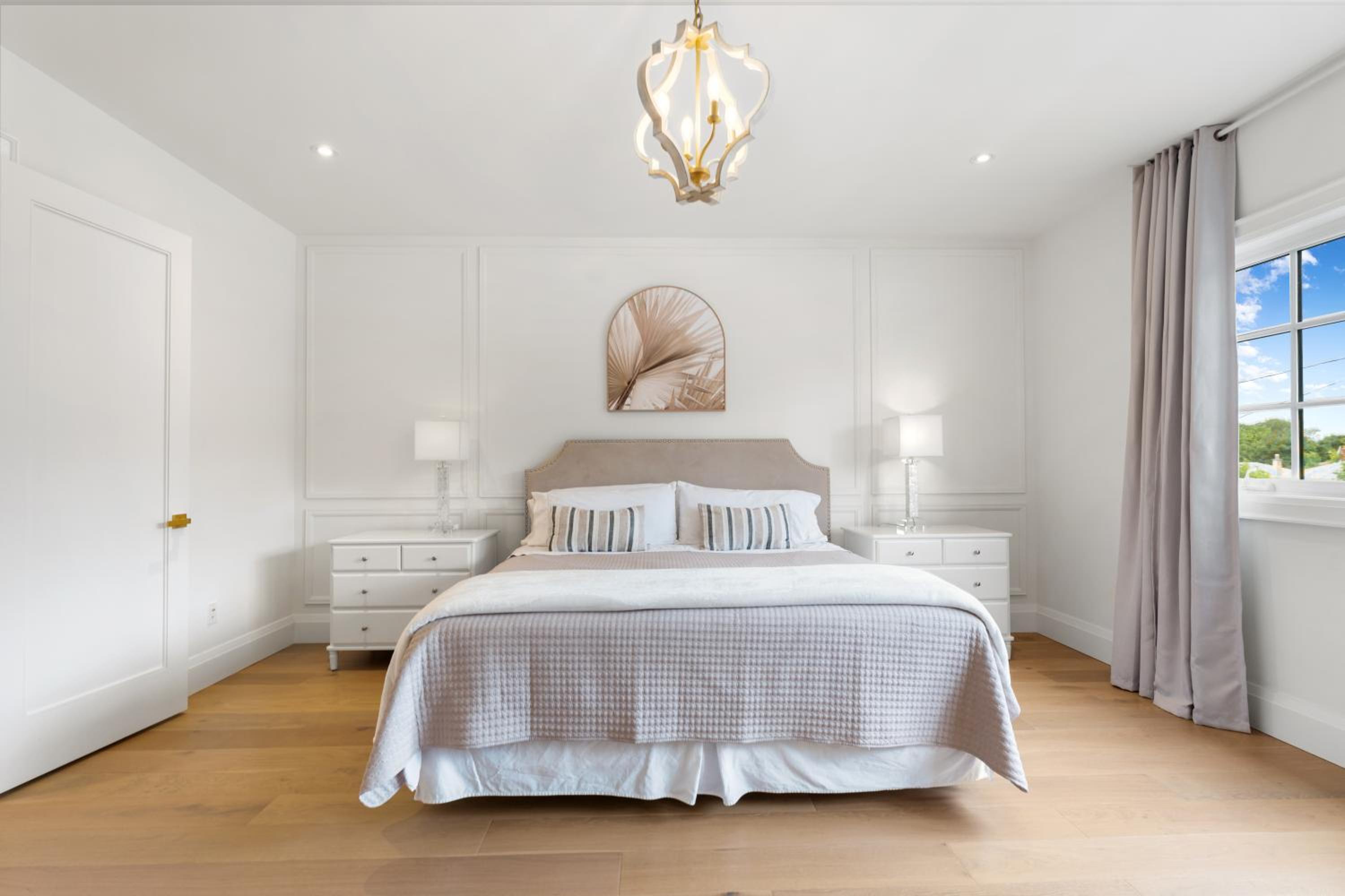Luxury Home - 5 min from airport, 15 to downtown