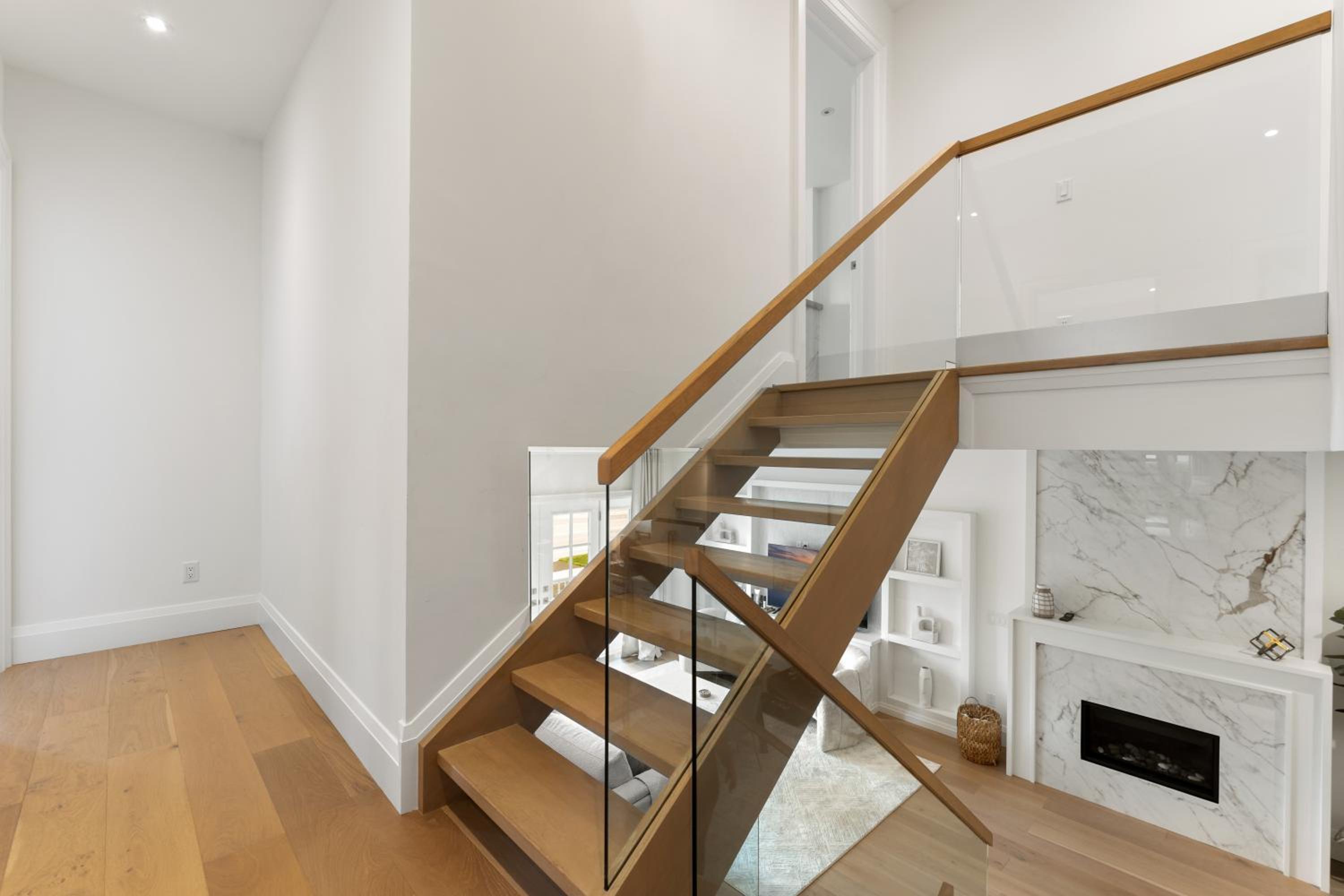 Luxury Home - 5 min from airport, 15 to downtown