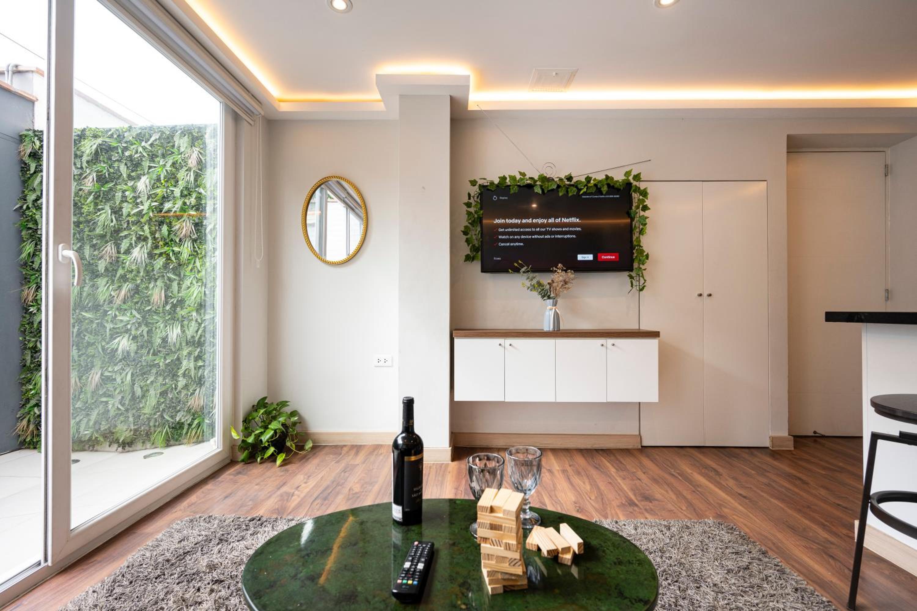 Private Residences by Vibrant