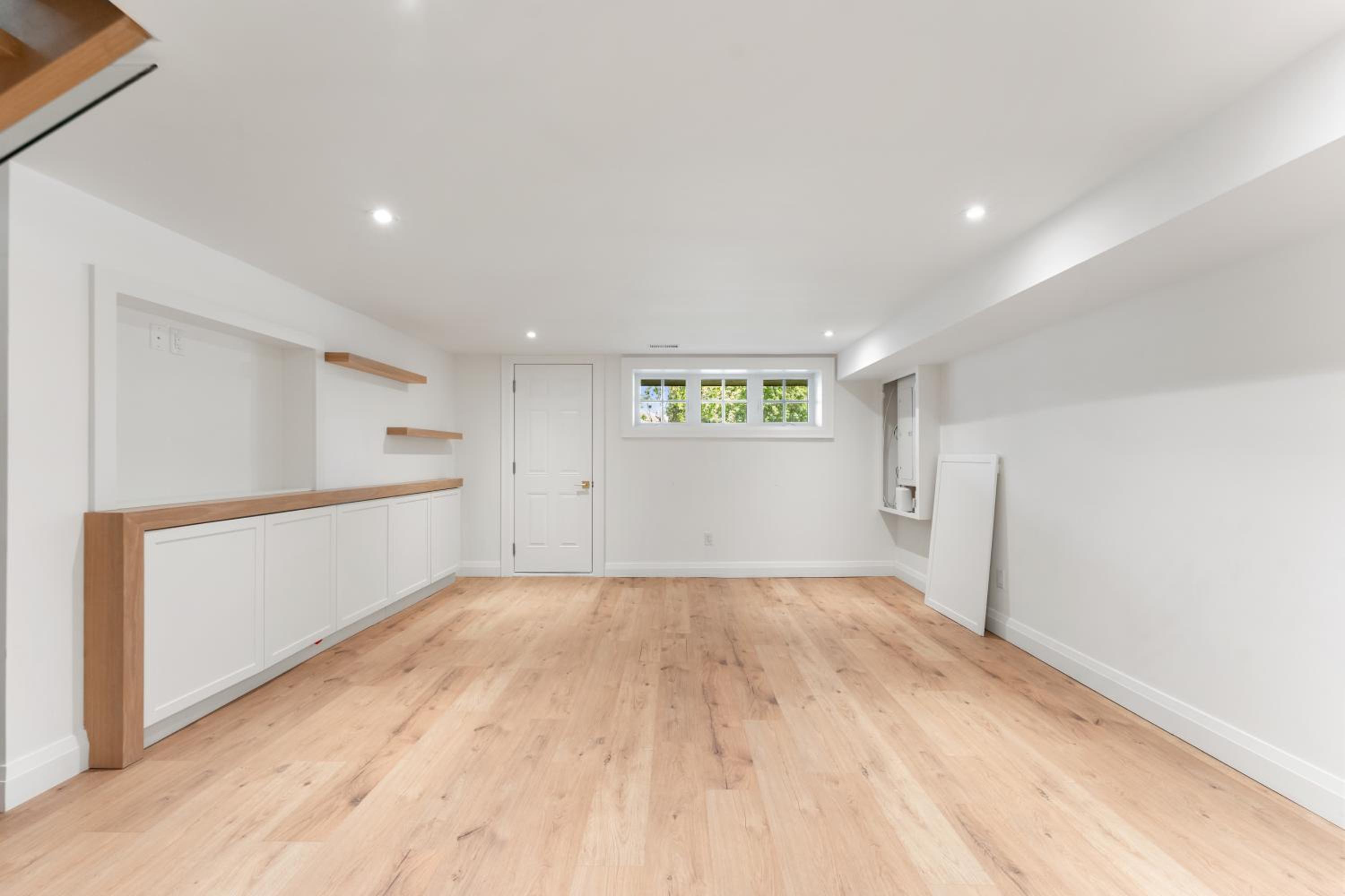 Luxury Home - 5 min from airport, 15 to downtown