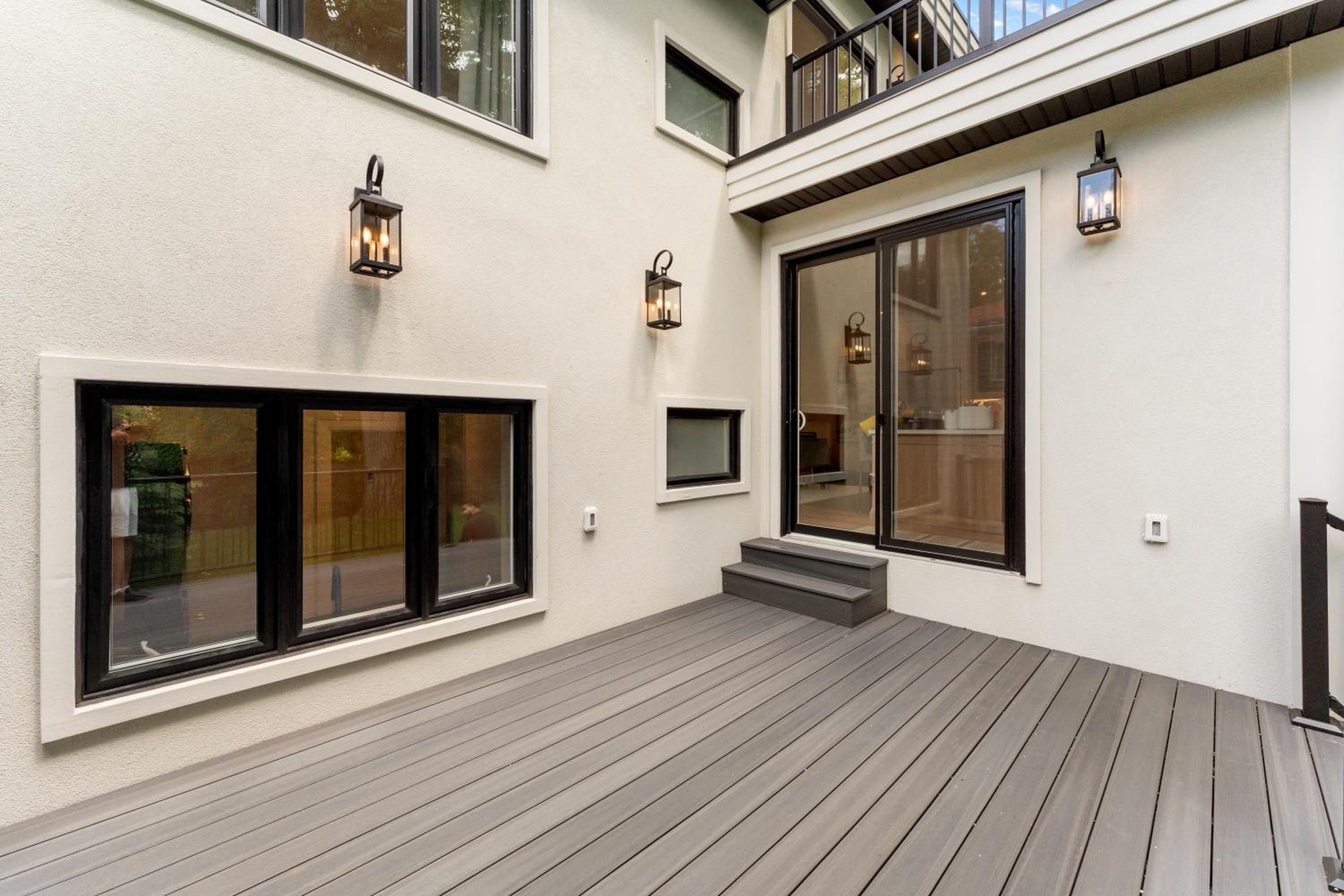Luxury Home - 5 min from airport, 15 to downtown