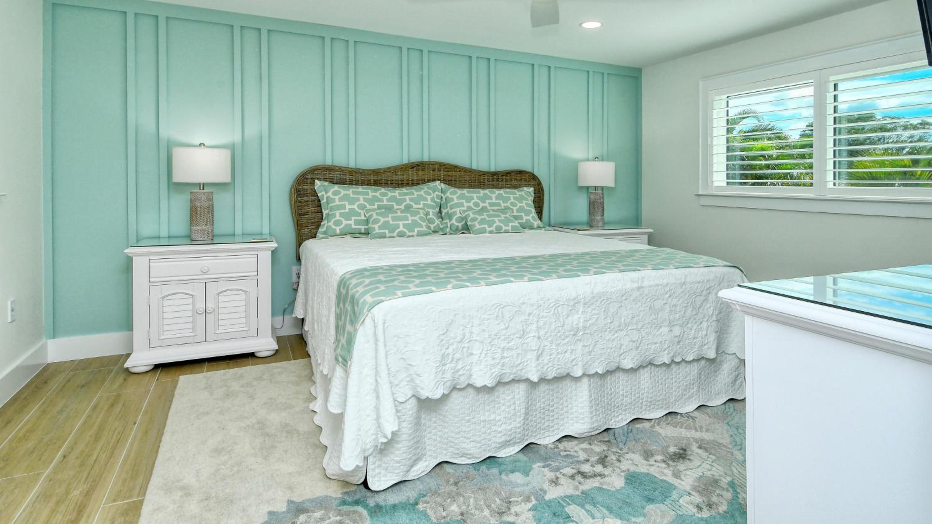 LaPlaya 206C Gorgeous vistas of the Gulf from this light and bright end unit with private access to the beach view 4