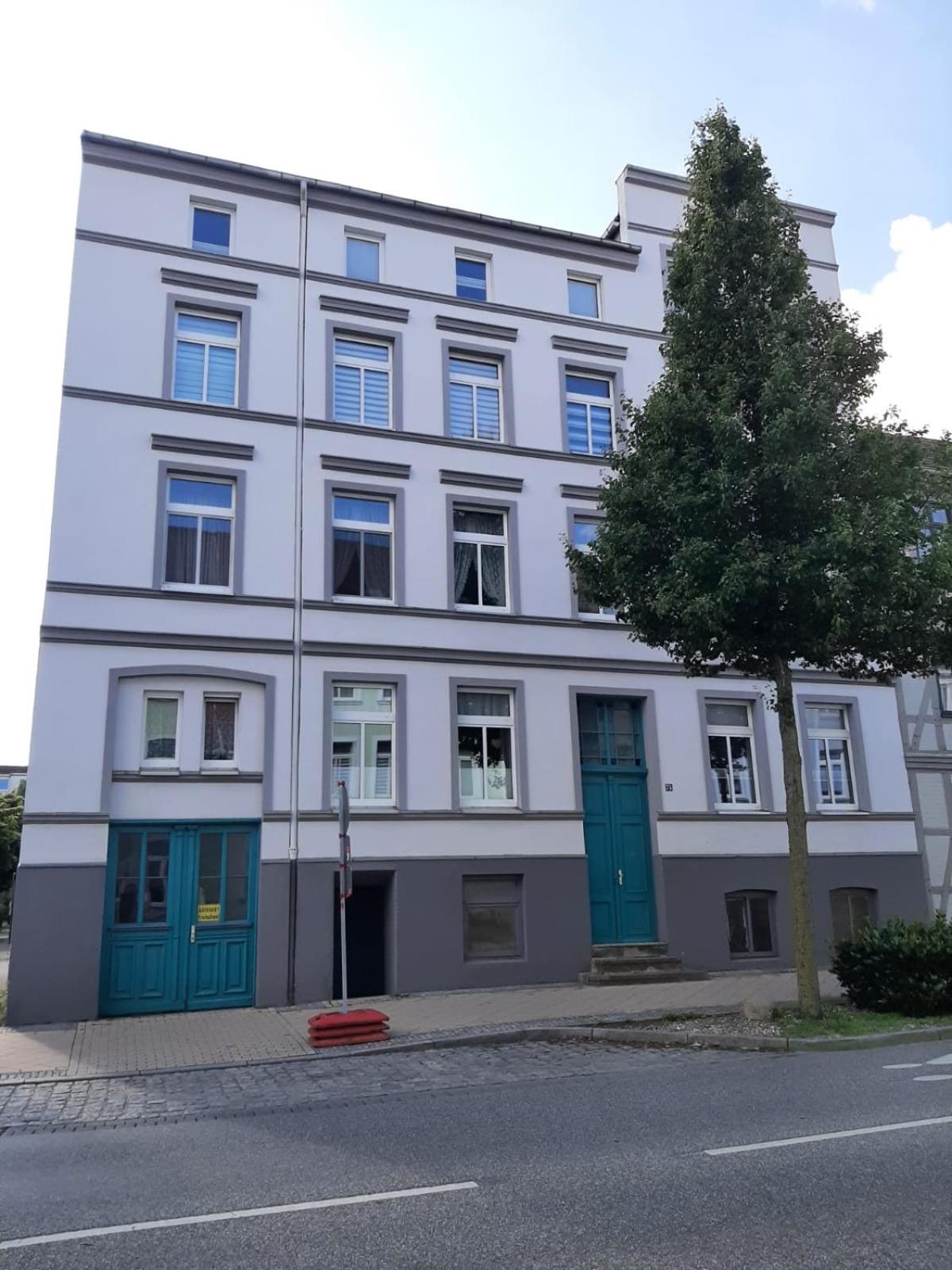 Charmantes, helles City-Apartment - nahe Hafen, Schloss & Altstadt