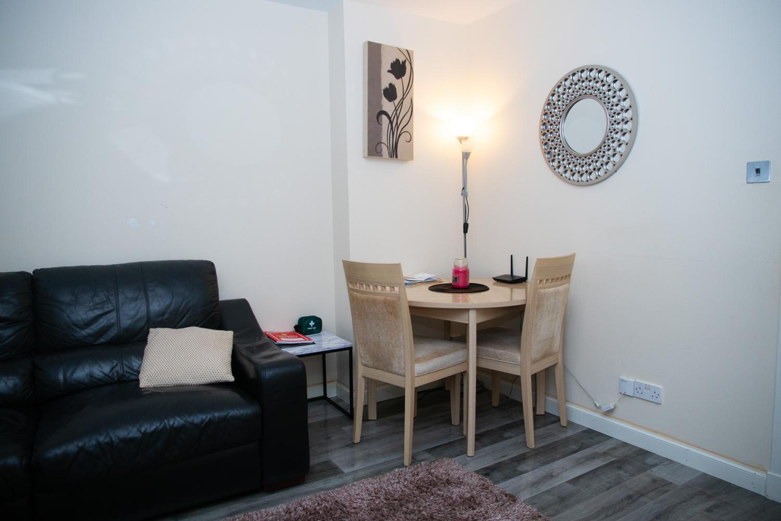 Charlotte Apartment