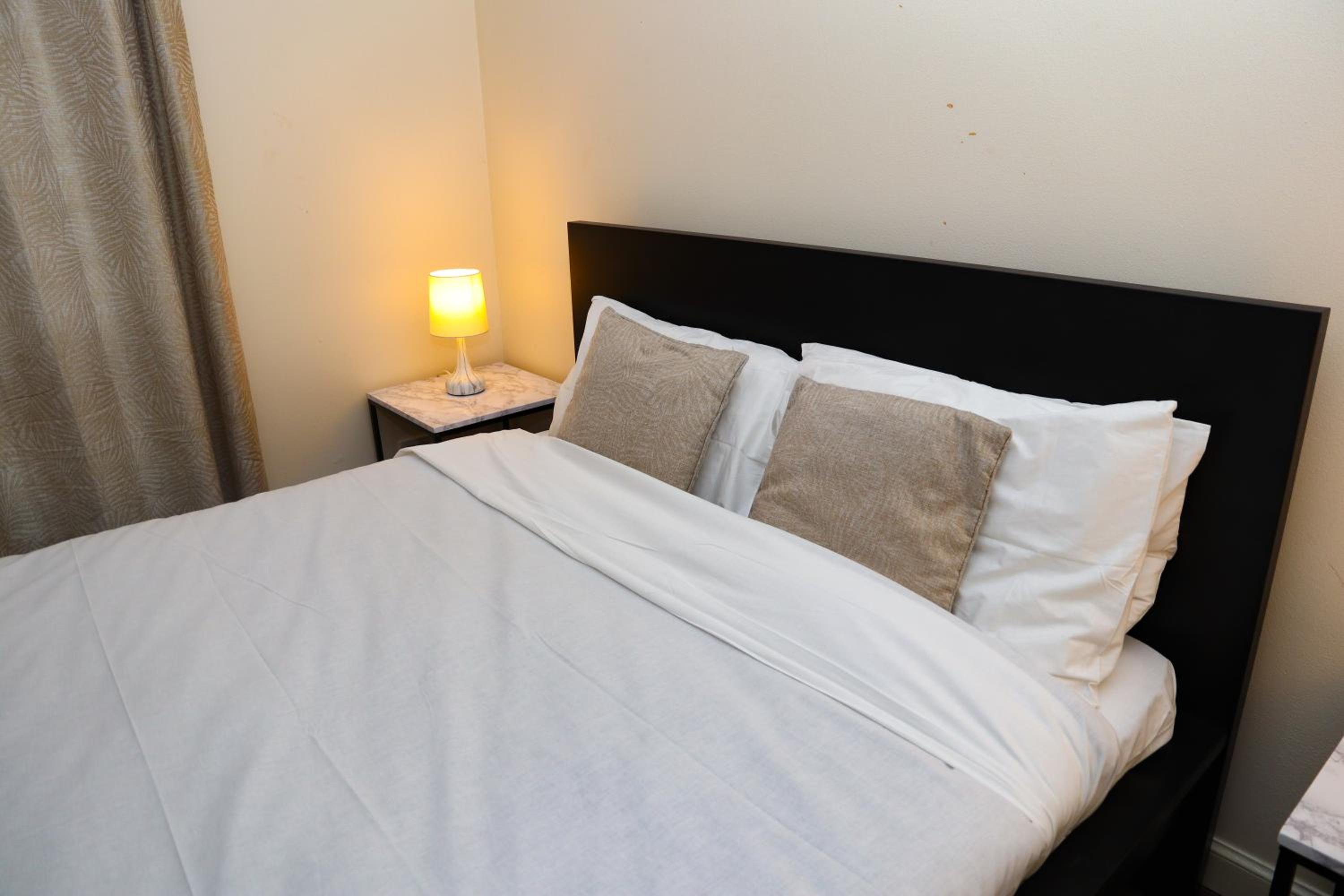 Charlotte Apartment