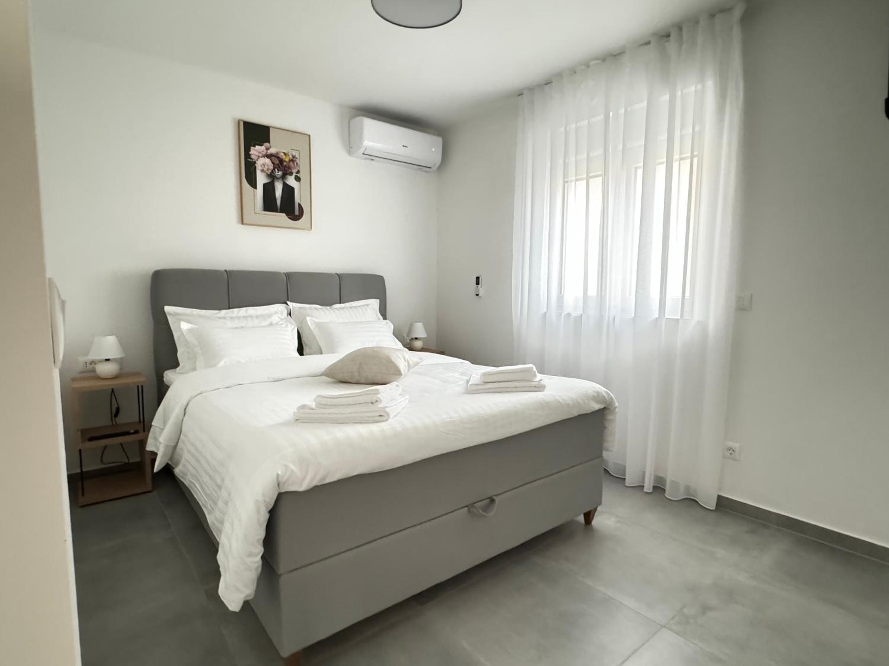 Rosa Holiday Villa - Sea View & Private Parking view 4