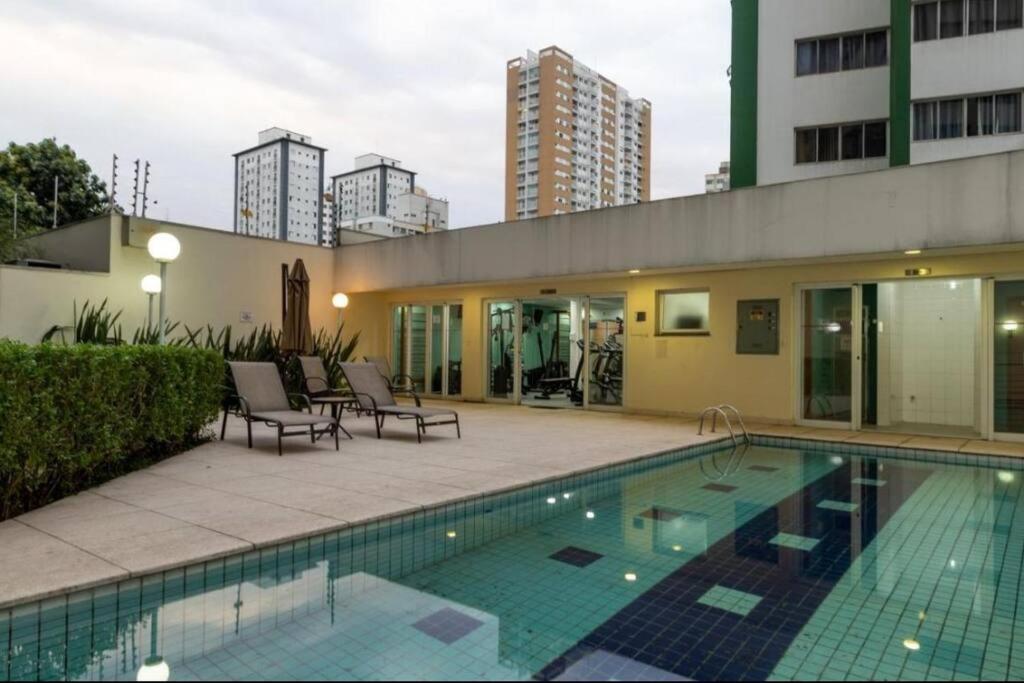 Studio Saint Charbel com vaga e varanda - rua do Hospital Sírio Libânes