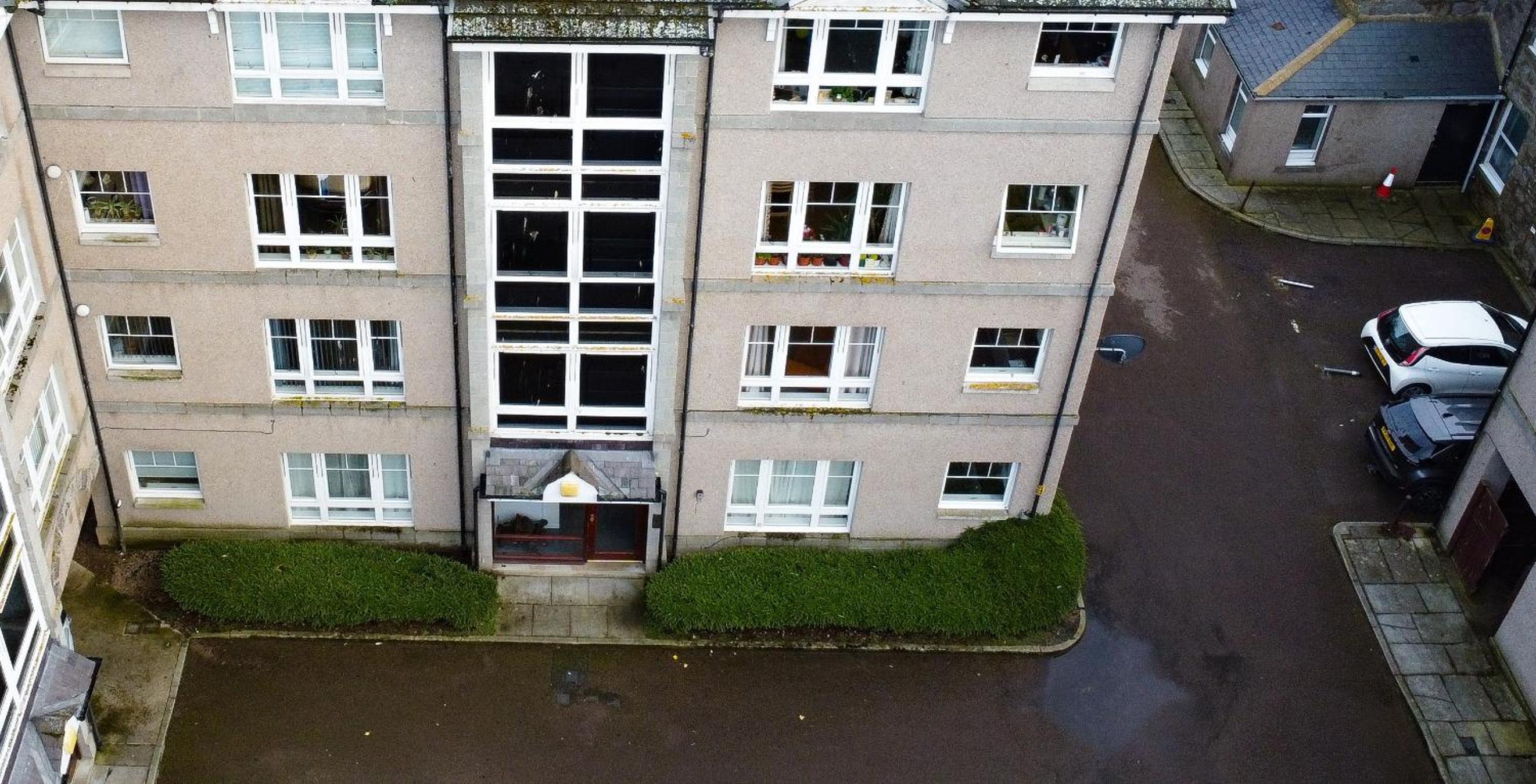 Charlotte Apartment