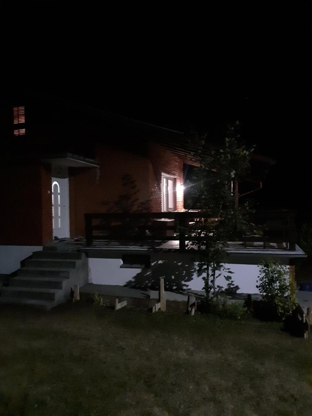 Mountain resort house - Planinska vikendica