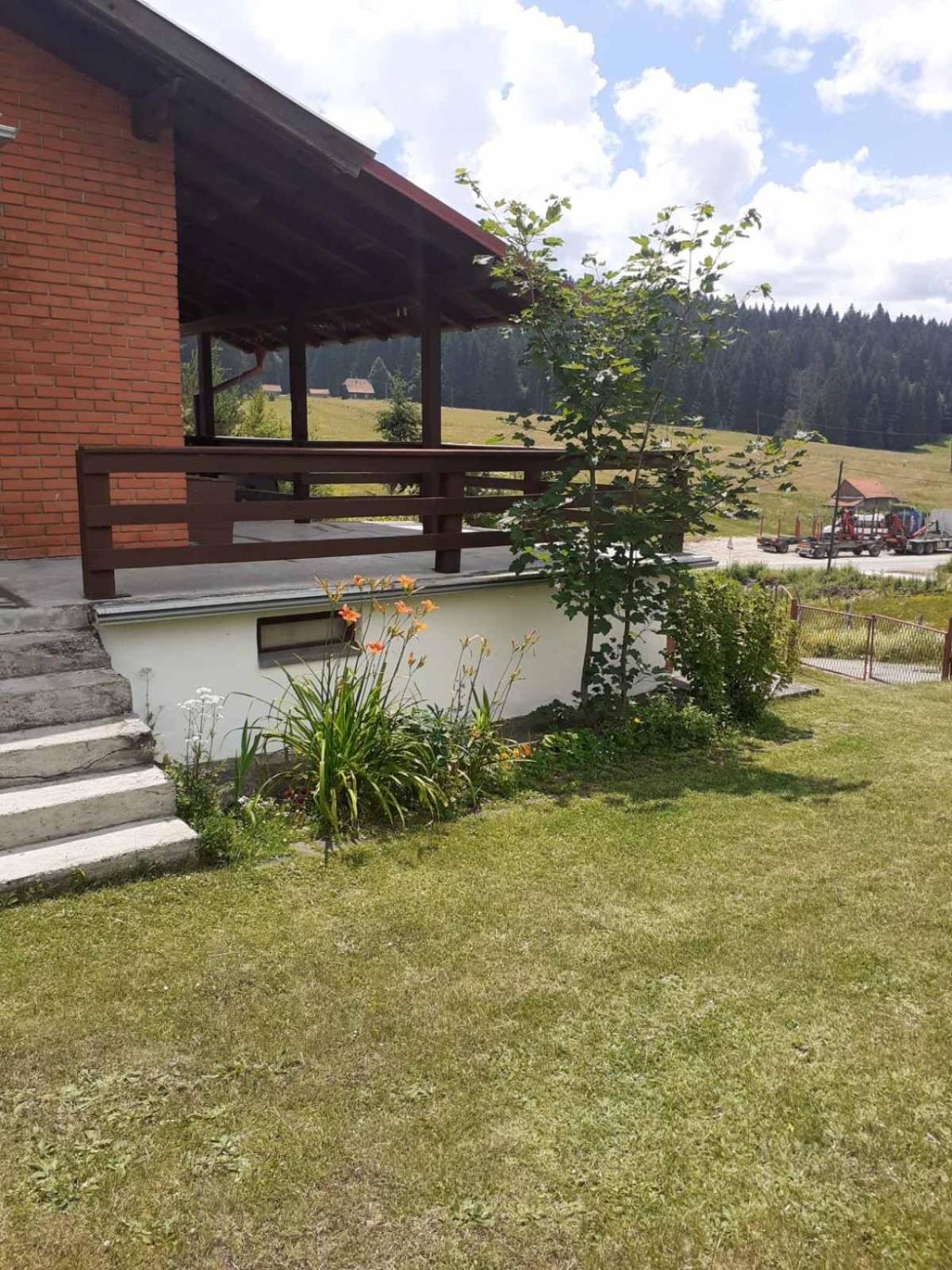 Mountain resort house - Planinska vikendica