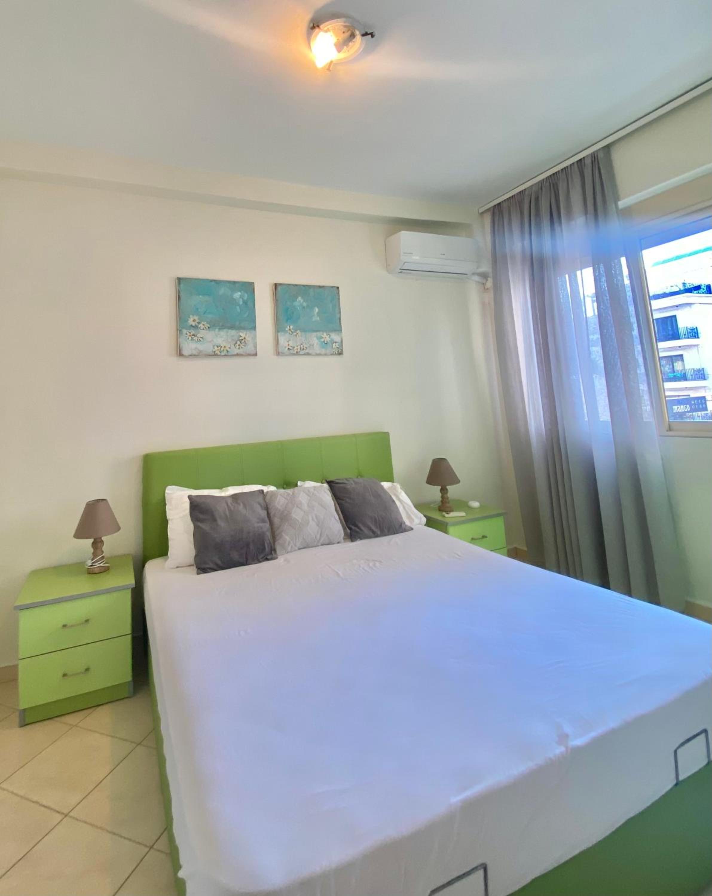 Seaview Apartments