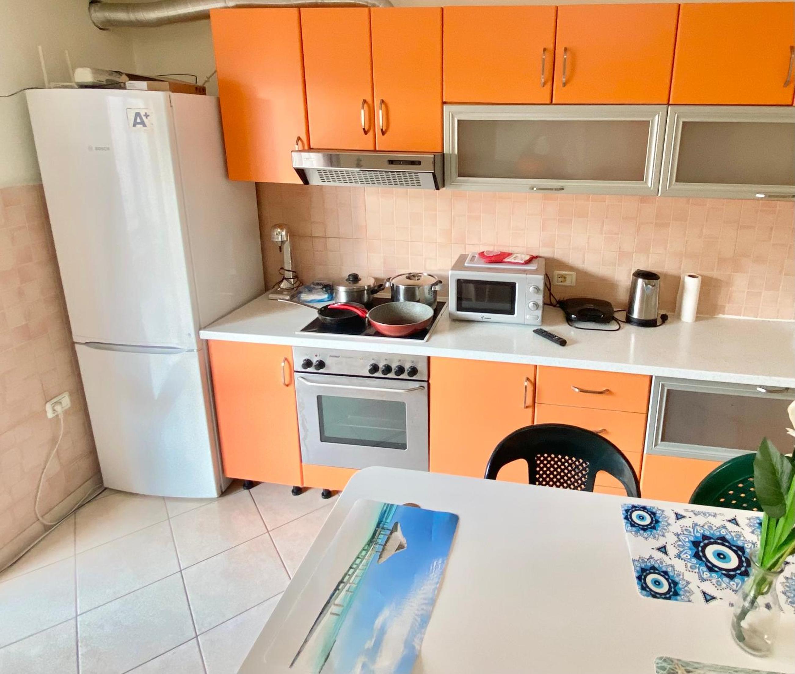 Seaview Apartments