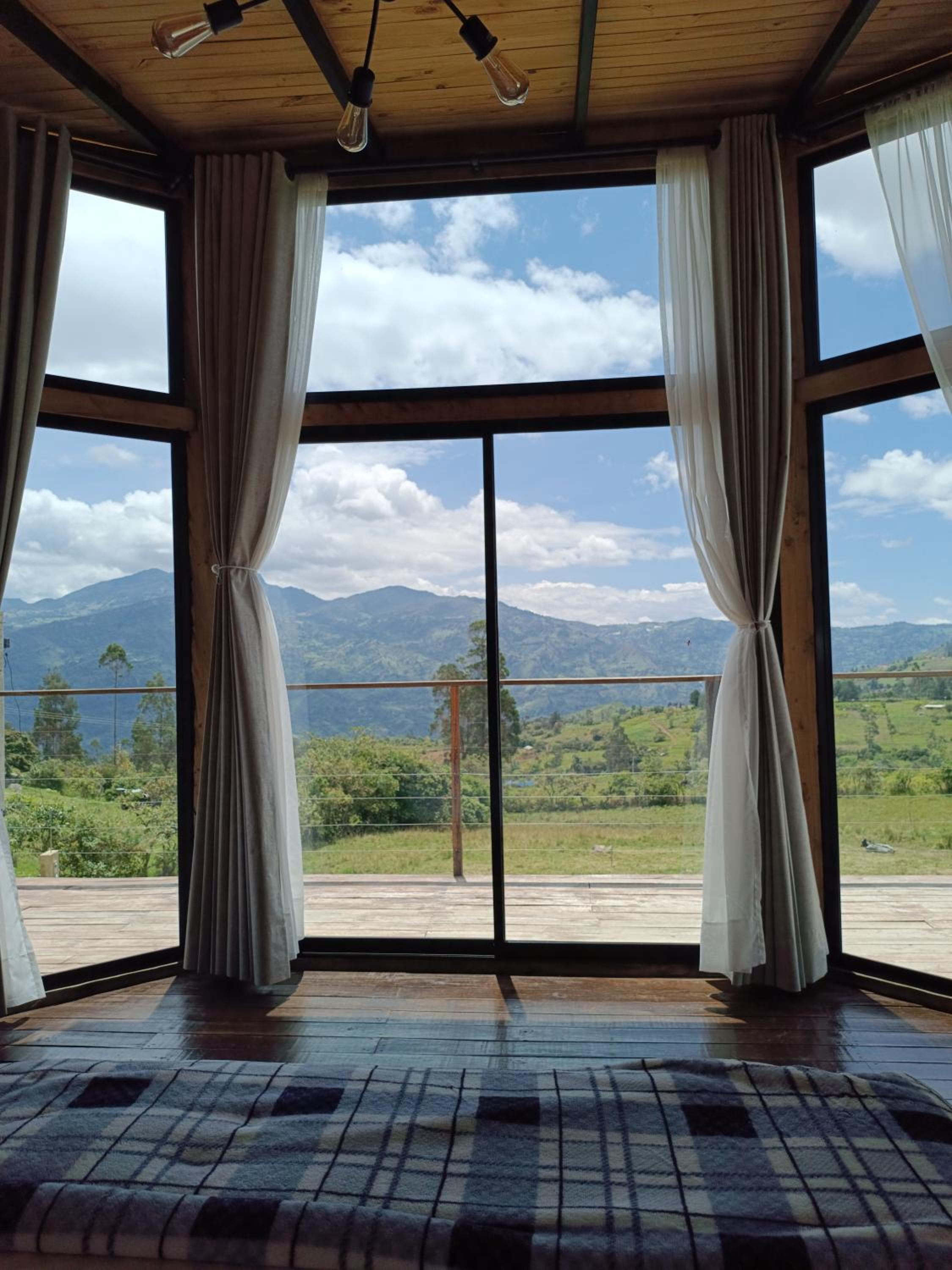 Cabaña al aire libre en Macheta Cundinamarca - Tiny House - Glamping Caelum