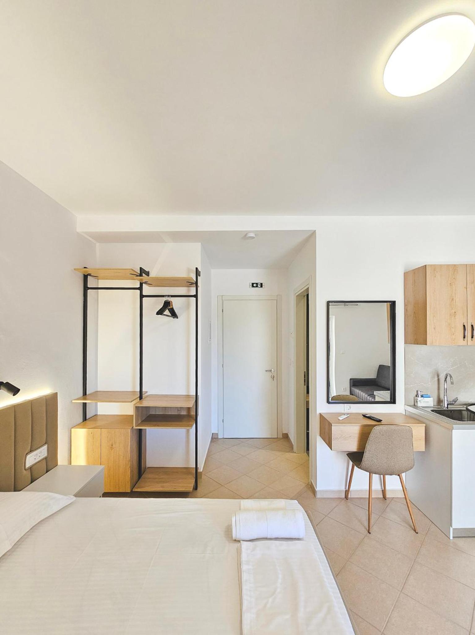 Premium Pirali Stay with Free Parking