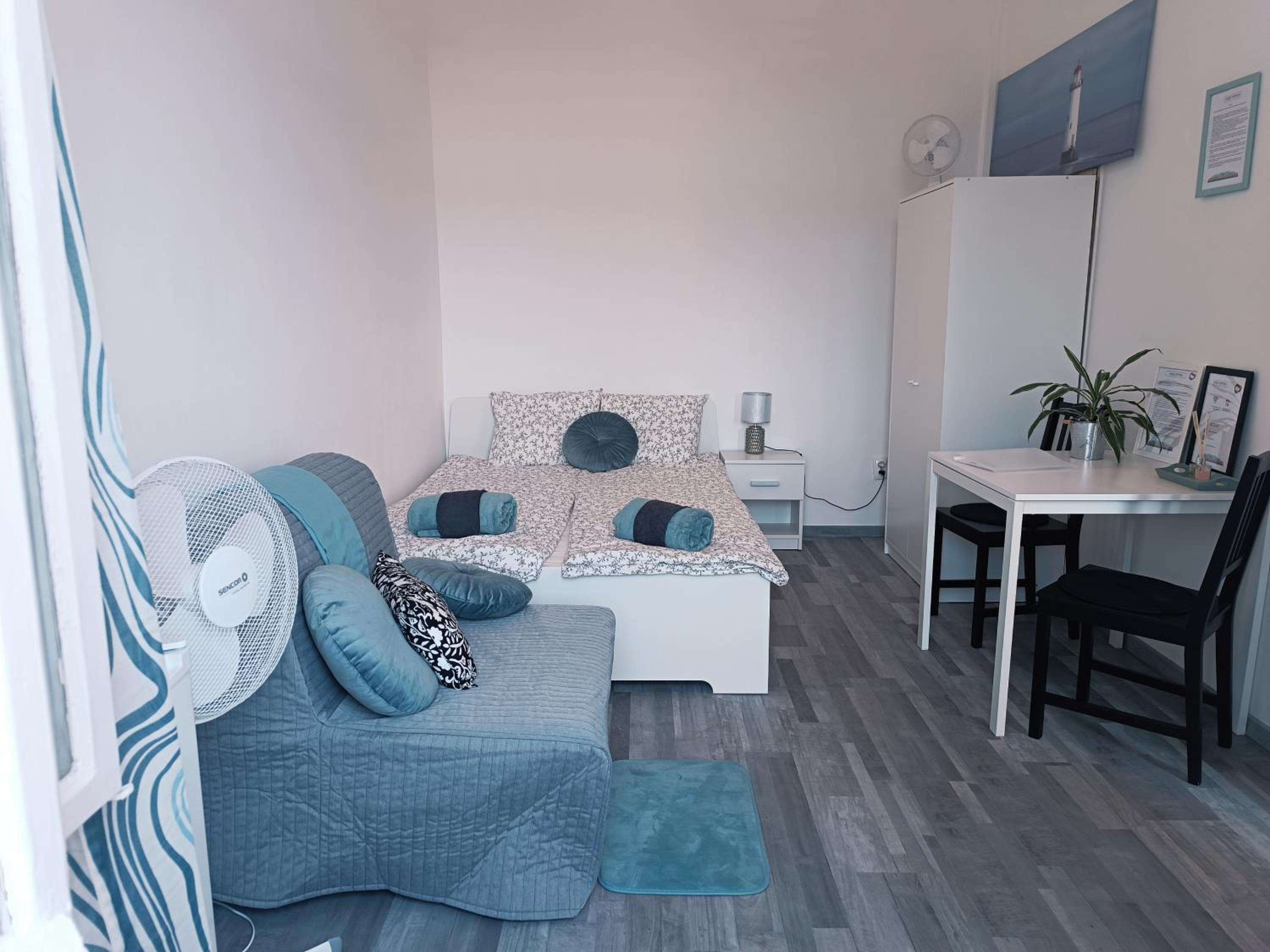 Cozy Studio by Dohany Synagogue view 2