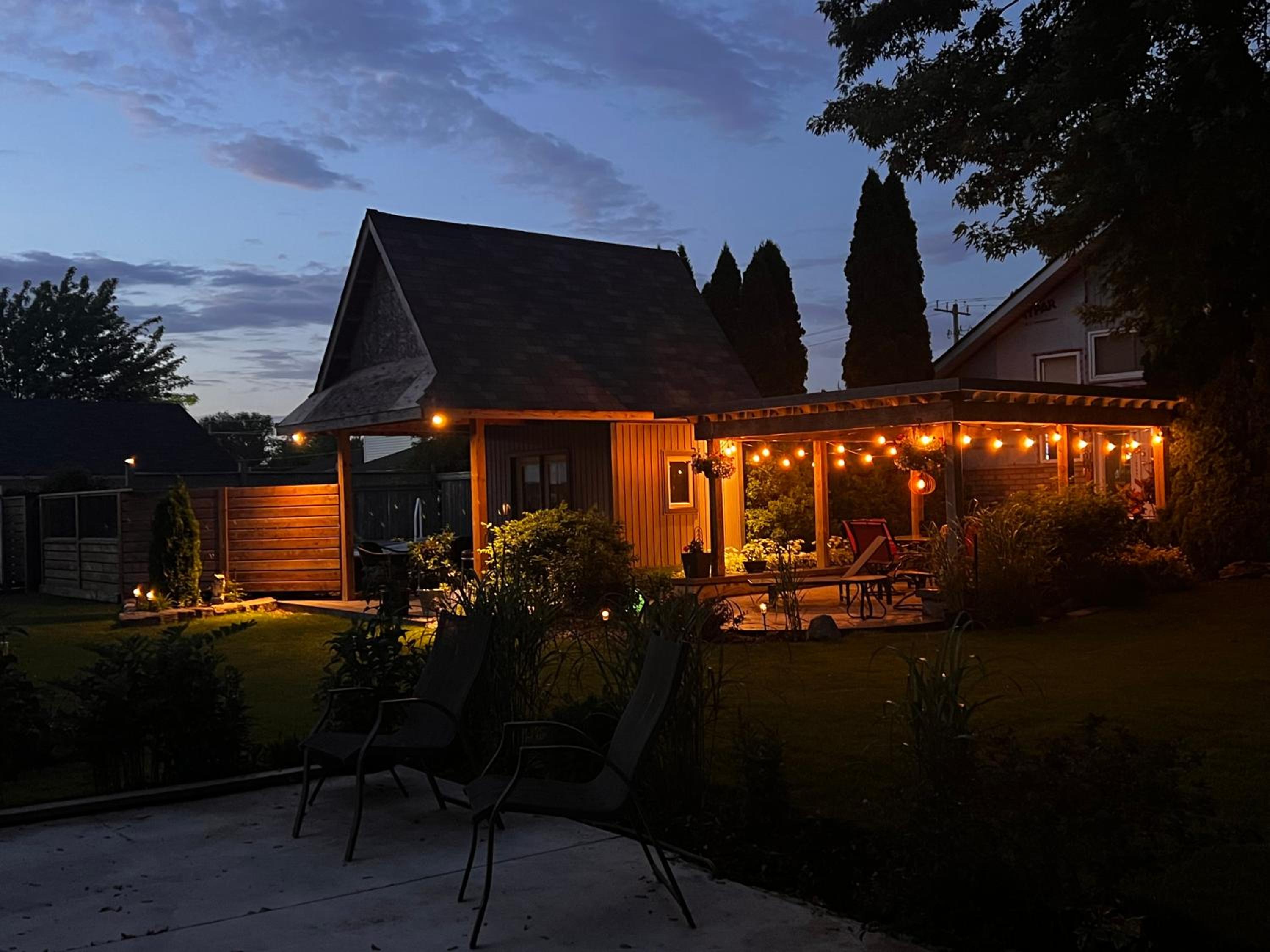 Sunset Suites in Niagara Wine Country
