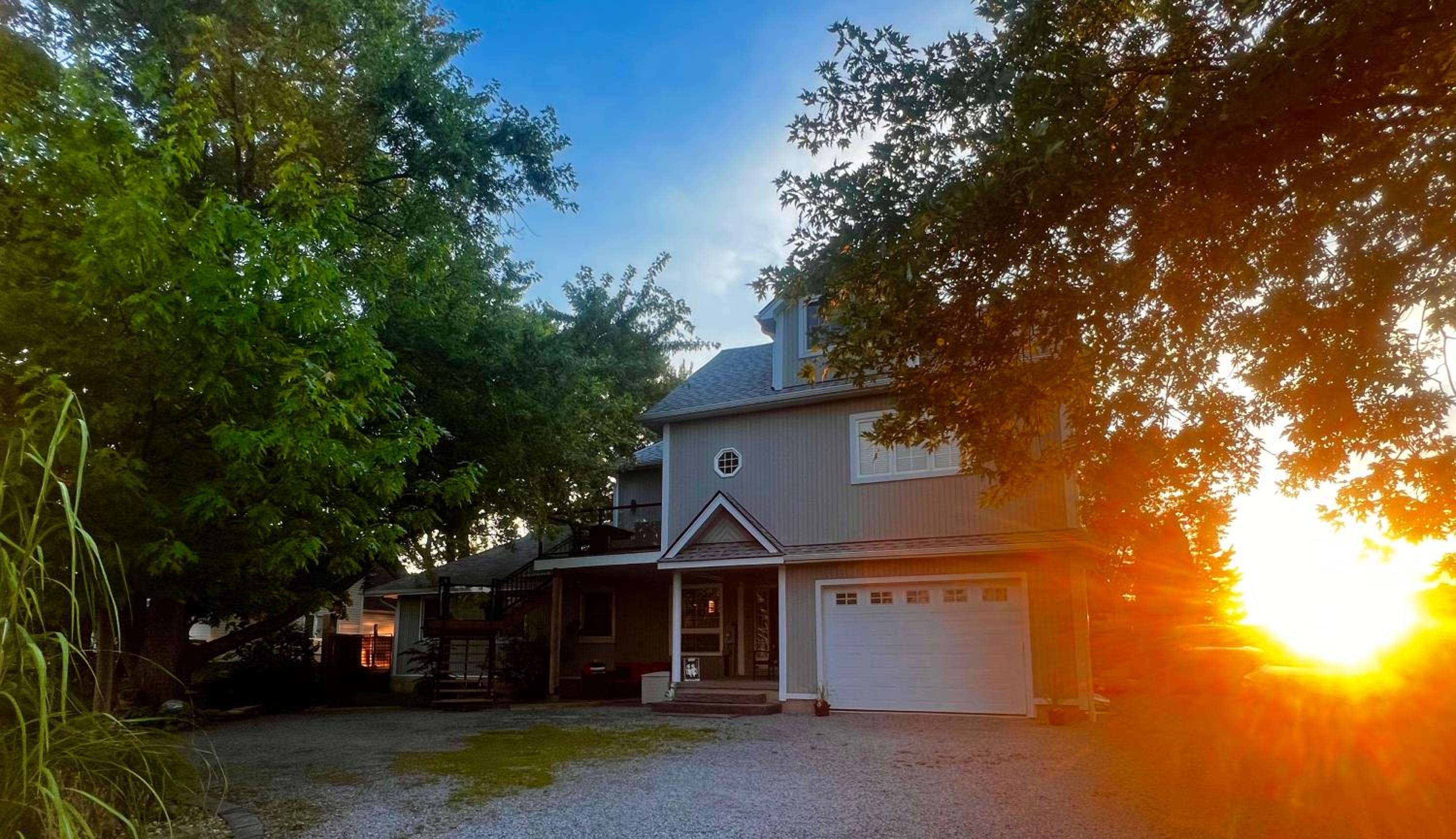 Sunset Suites in Niagara Wine Country