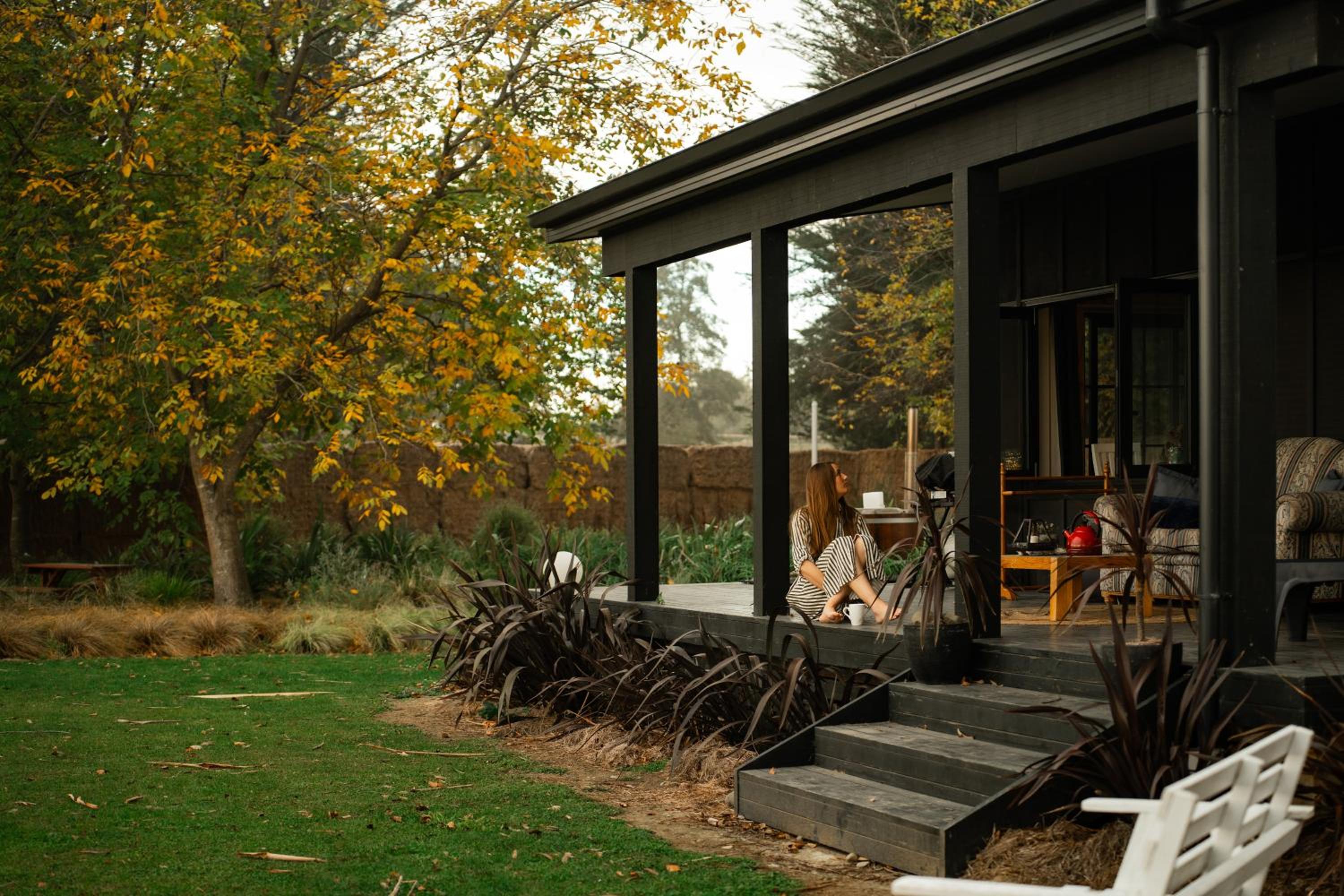 Fiery Peak Eco-Retreat with Stargazing & Hot tub view 2