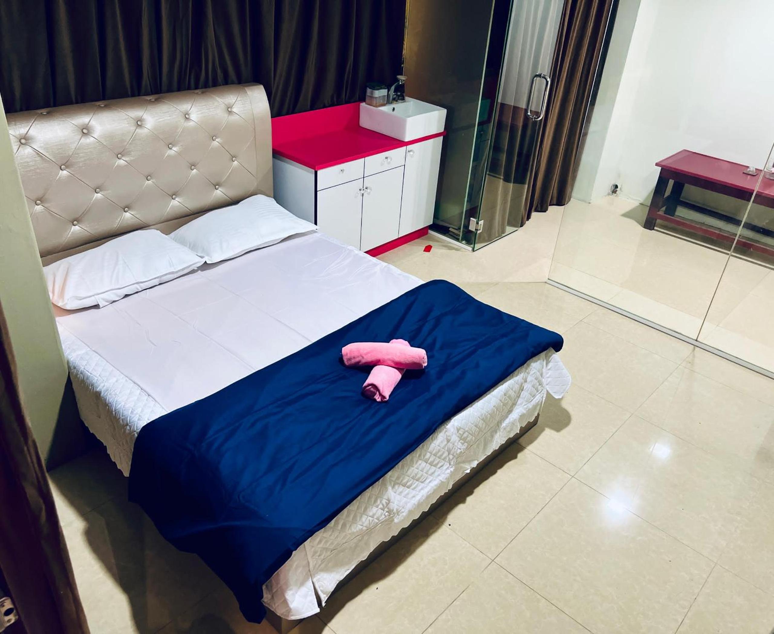 Homestay Ladang Deluxe Queen Room with Shared Bathroom photo 1