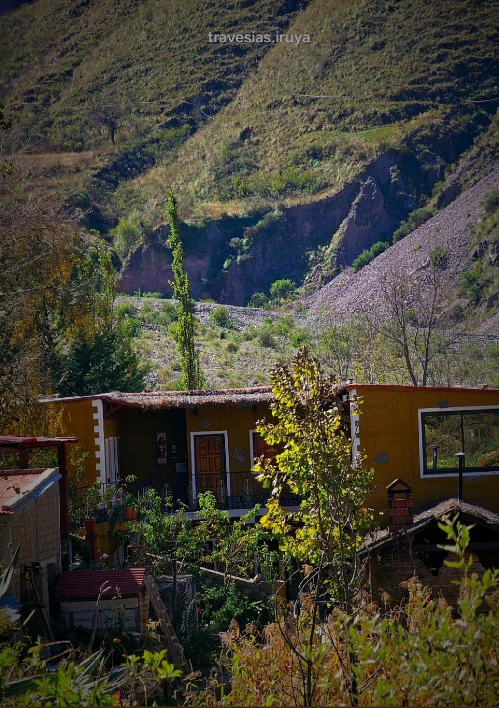 POSADITA LOS ALAMOS estamos en San Isidro a 8km pasando Iruya se hace caminando lea atentamente la descripción turismo aventura consulte el servicio 4x4
