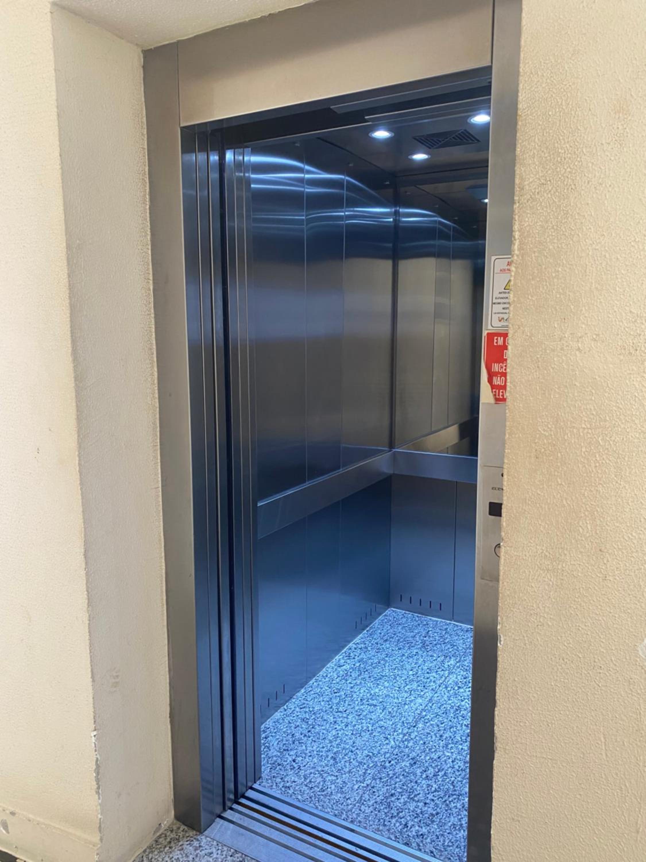 Flat no posto 2 com vista mar, Praia do Pepê, Barra da Tijuca esquina da Olegario Maciel, próximo à Ilha da Gigoia e muito mais