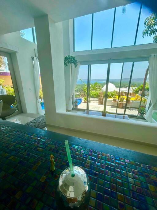 5 BR Breathtaking Ocean view Villa Amazing Rooftop and Pool