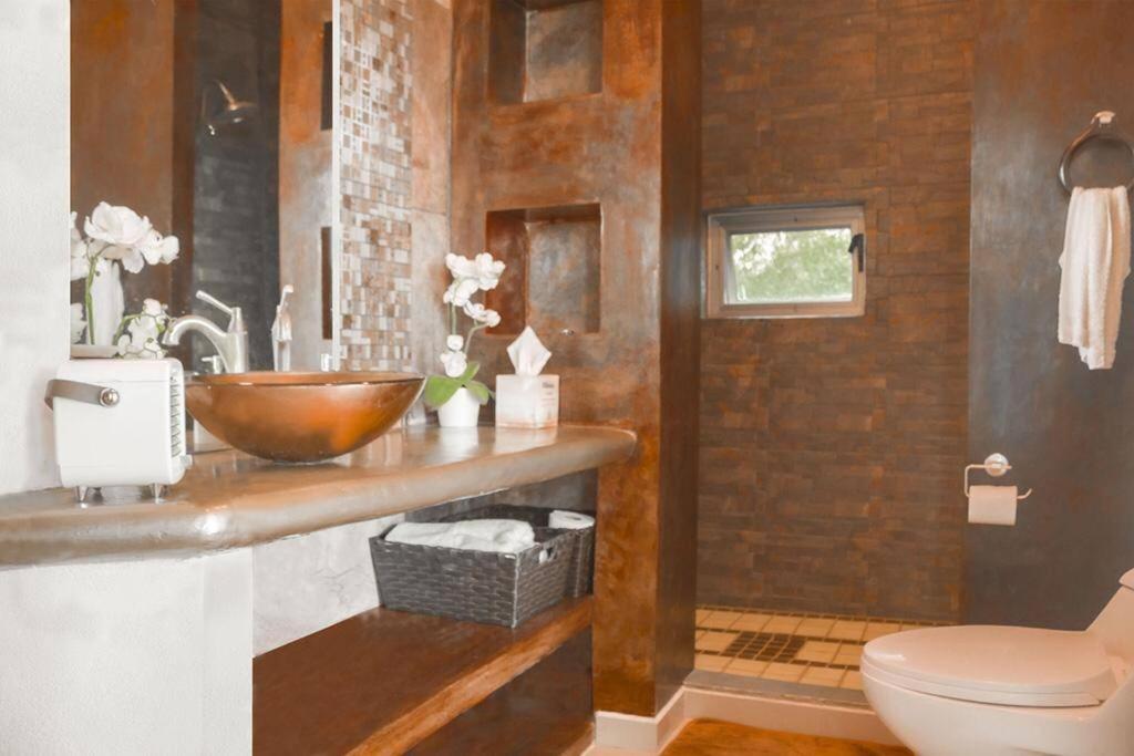 5 BR Breathtaking Ocean view Villa Amazing Rooftop and Pool
