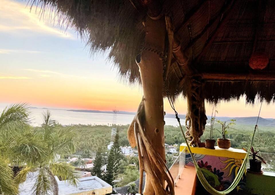 5 BR Breathtaking Ocean view Villa Amazing Rooftop and Pool