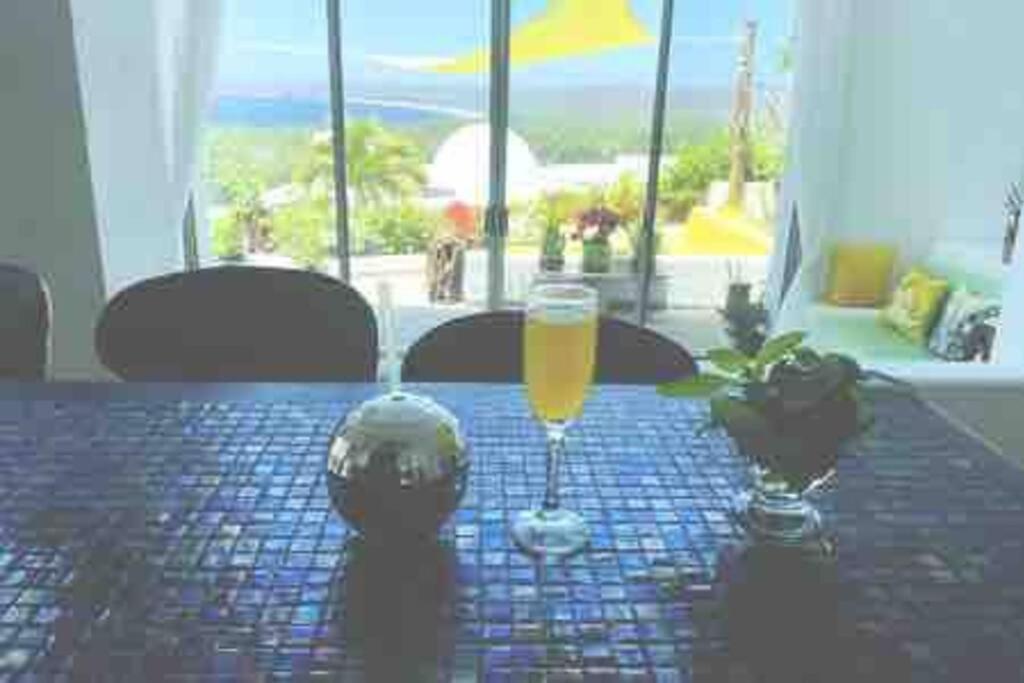 5 BR Breathtaking Ocean view Villa Amazing Rooftop and Pool