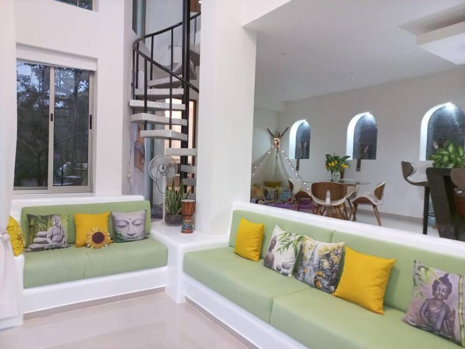 5 BR Breathtaking Ocean view Villa Amazing Rooftop and Pool