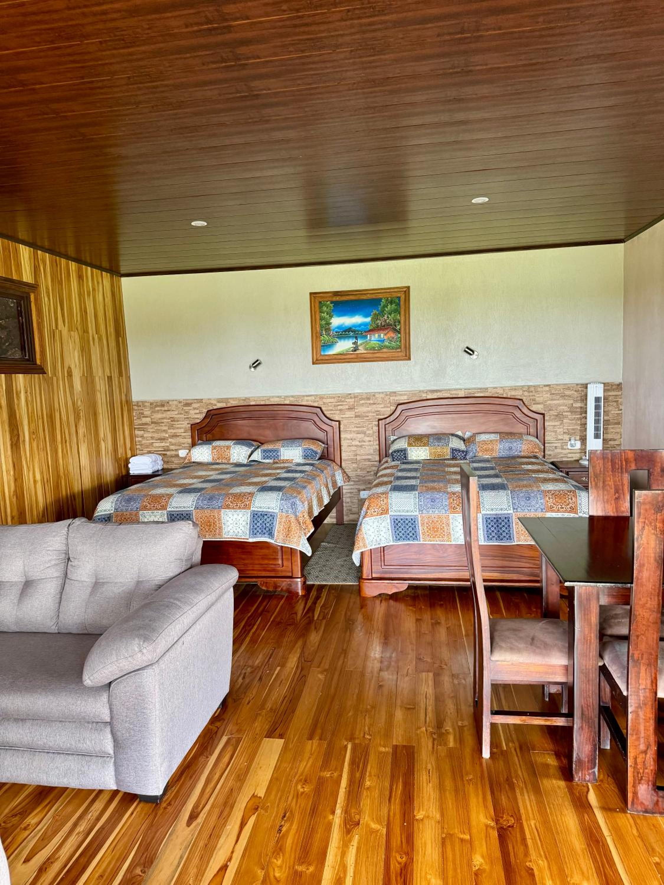 Hotel Almore