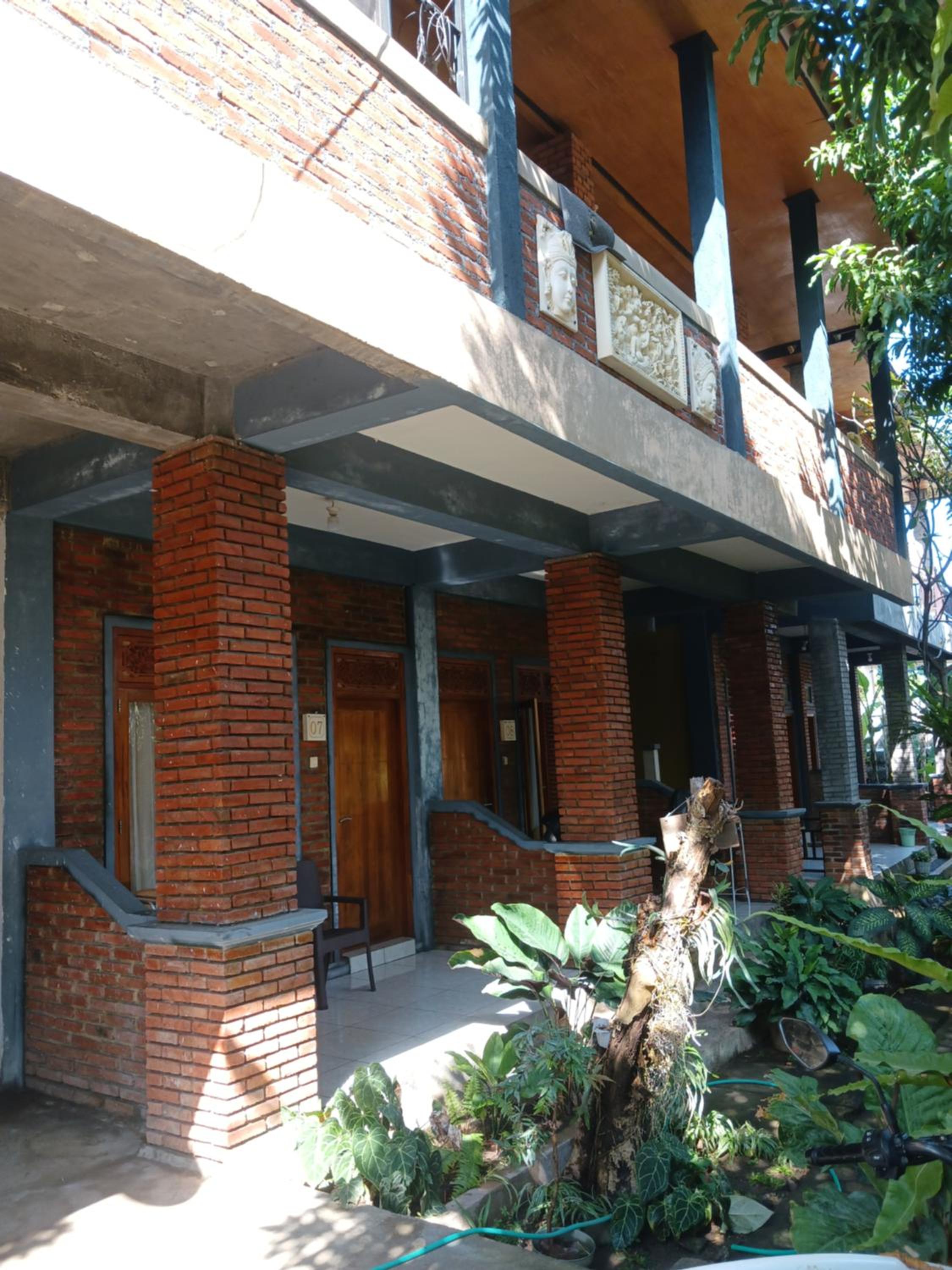 Danny juljol homestay