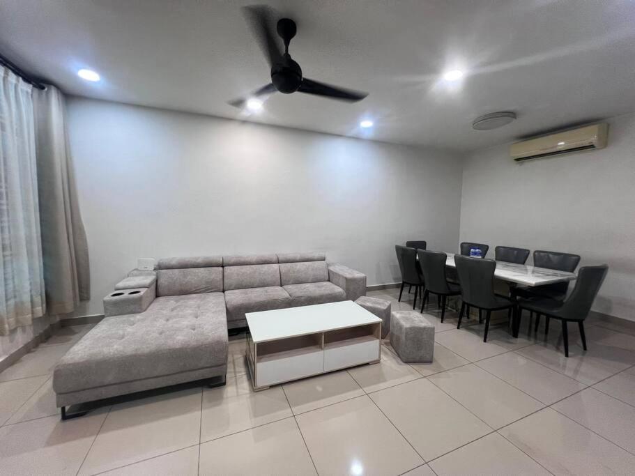 Seri Austin 16 paxs Dato Onn photo 2