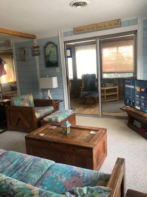 Captain's Quarters view 4