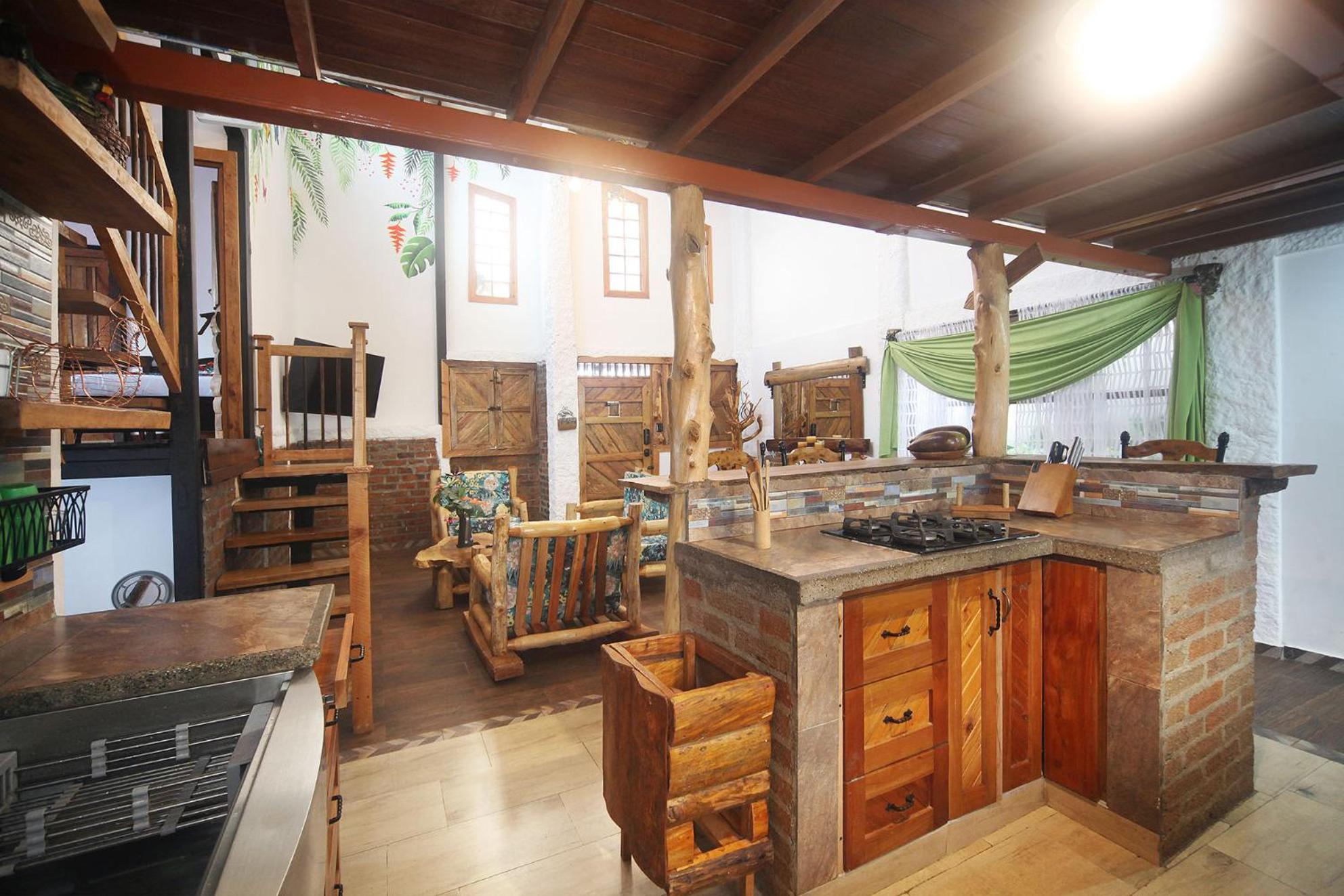El Encanto Mountain Cabin