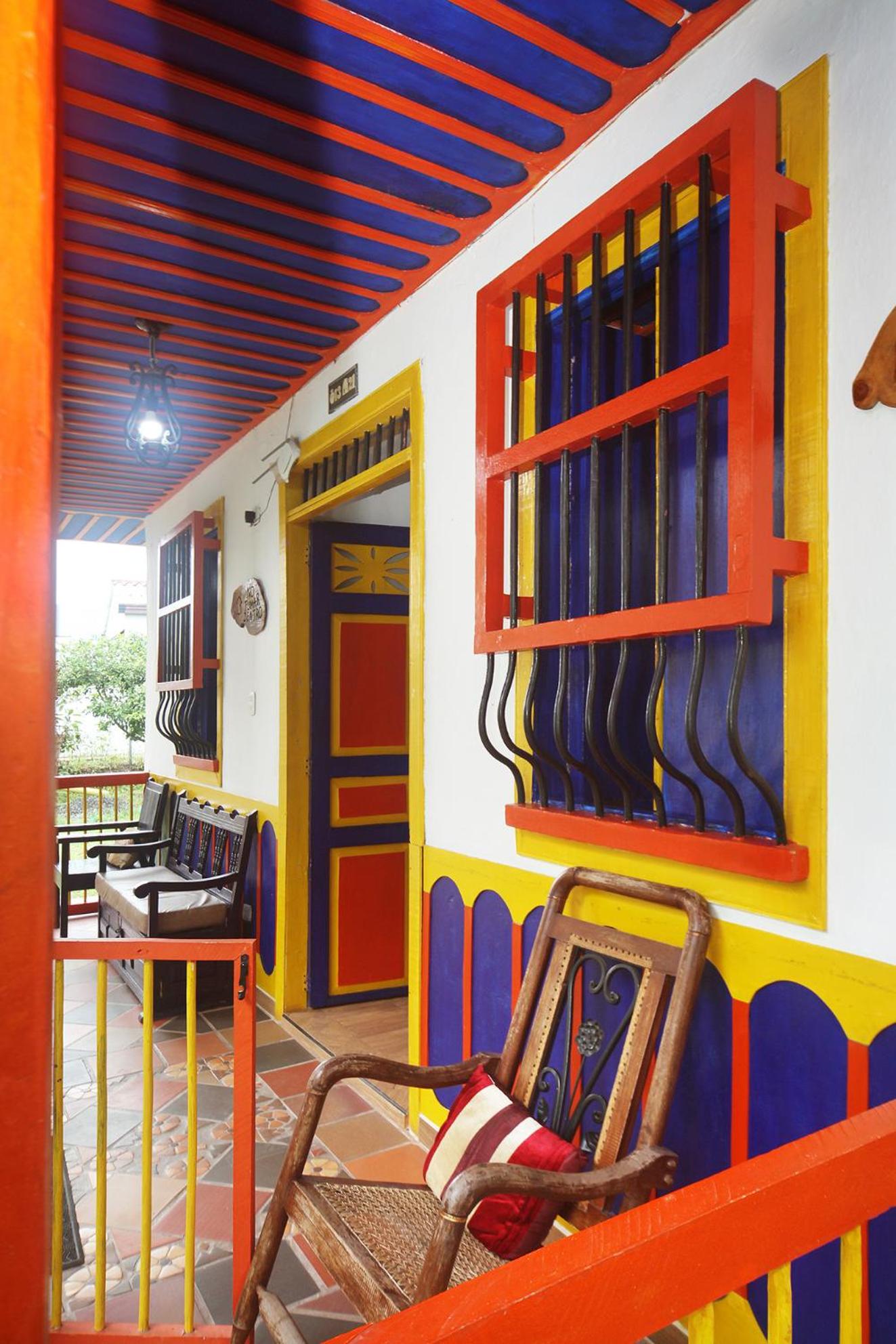 El Madrigal Cabin - Adorable 2-bedroom guesthouse