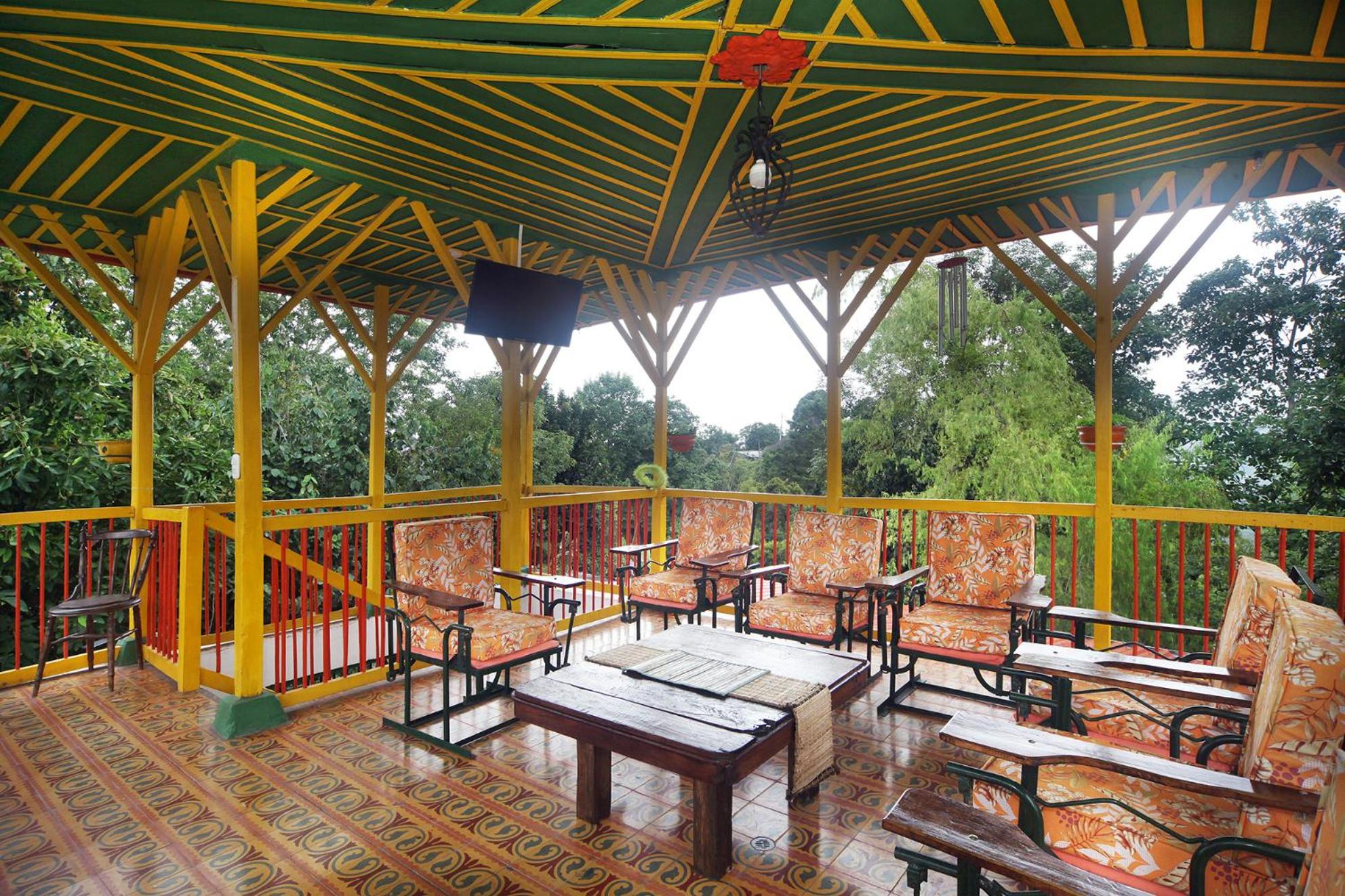 El Madrigal Cabin - Adorable 2-bedroom guesthouse