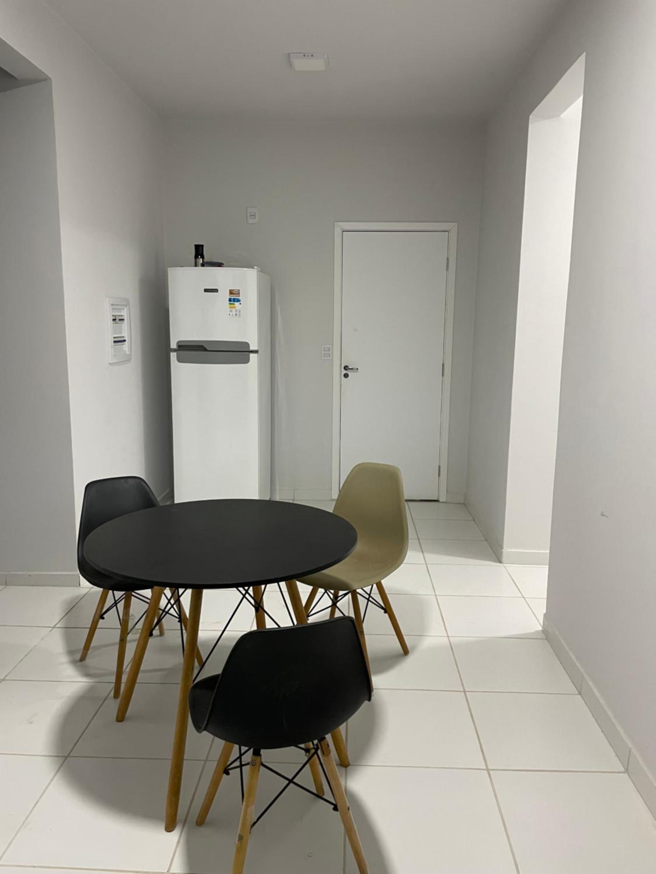 Apto com piscina à 5 min do aeroporto
