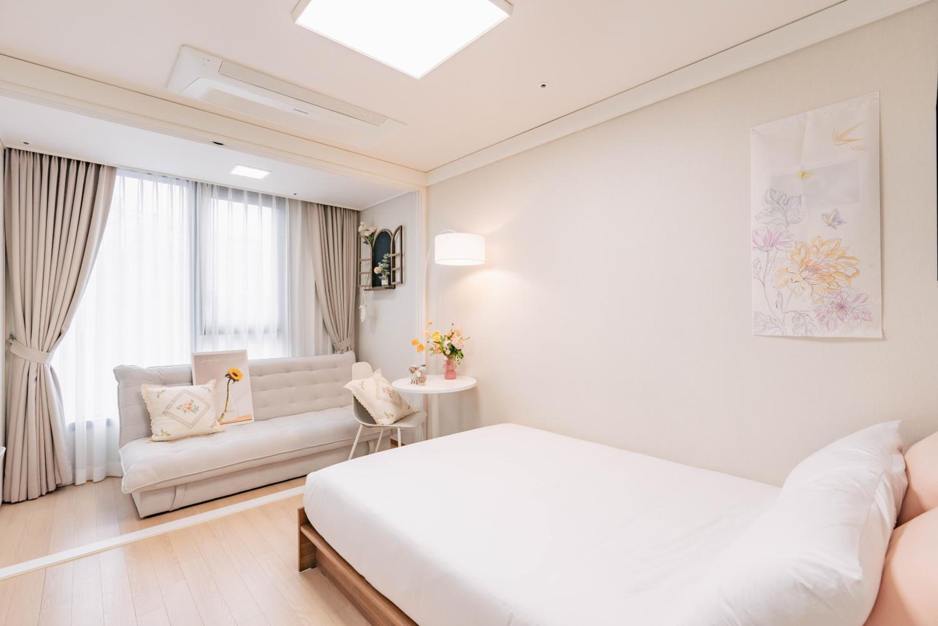 CentralViewSuite Residence, Myeong-dong