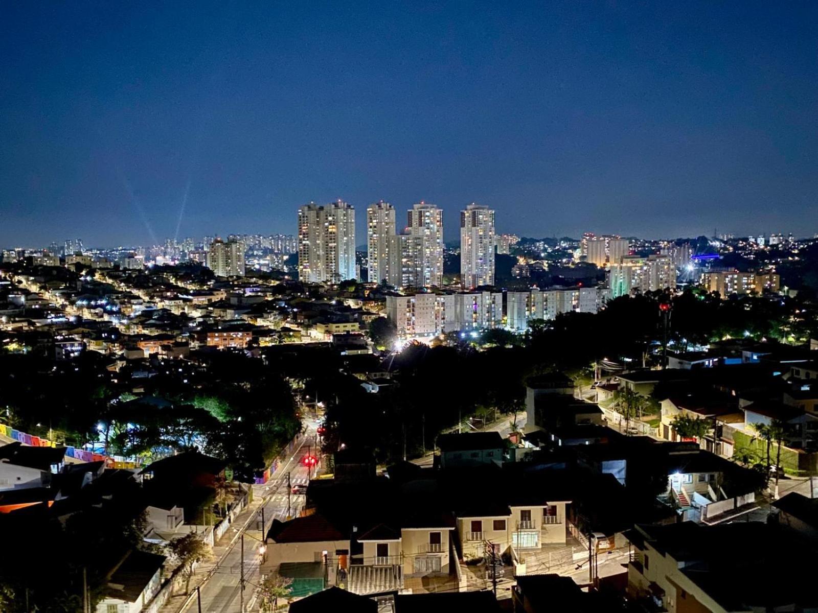Ap 910 com 2 quartos no MORUMBI