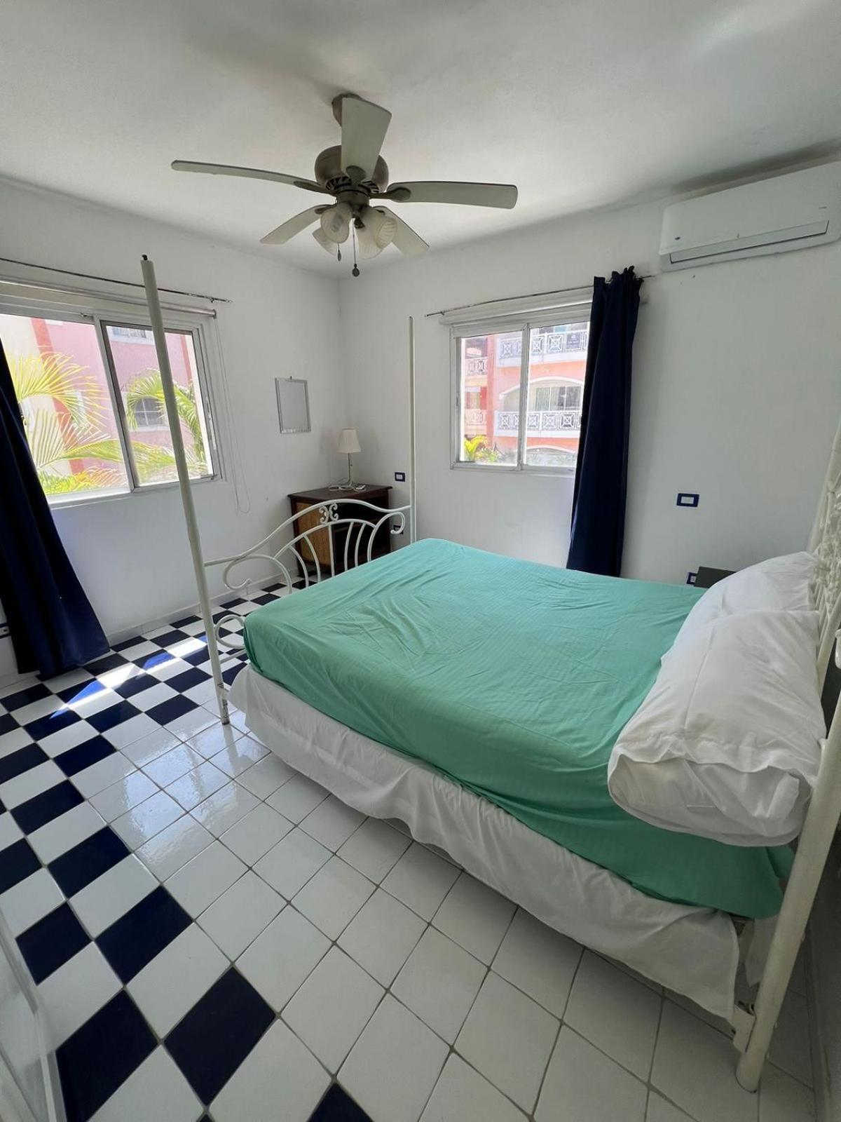 Tropical Apartment Few Steps From The Beach