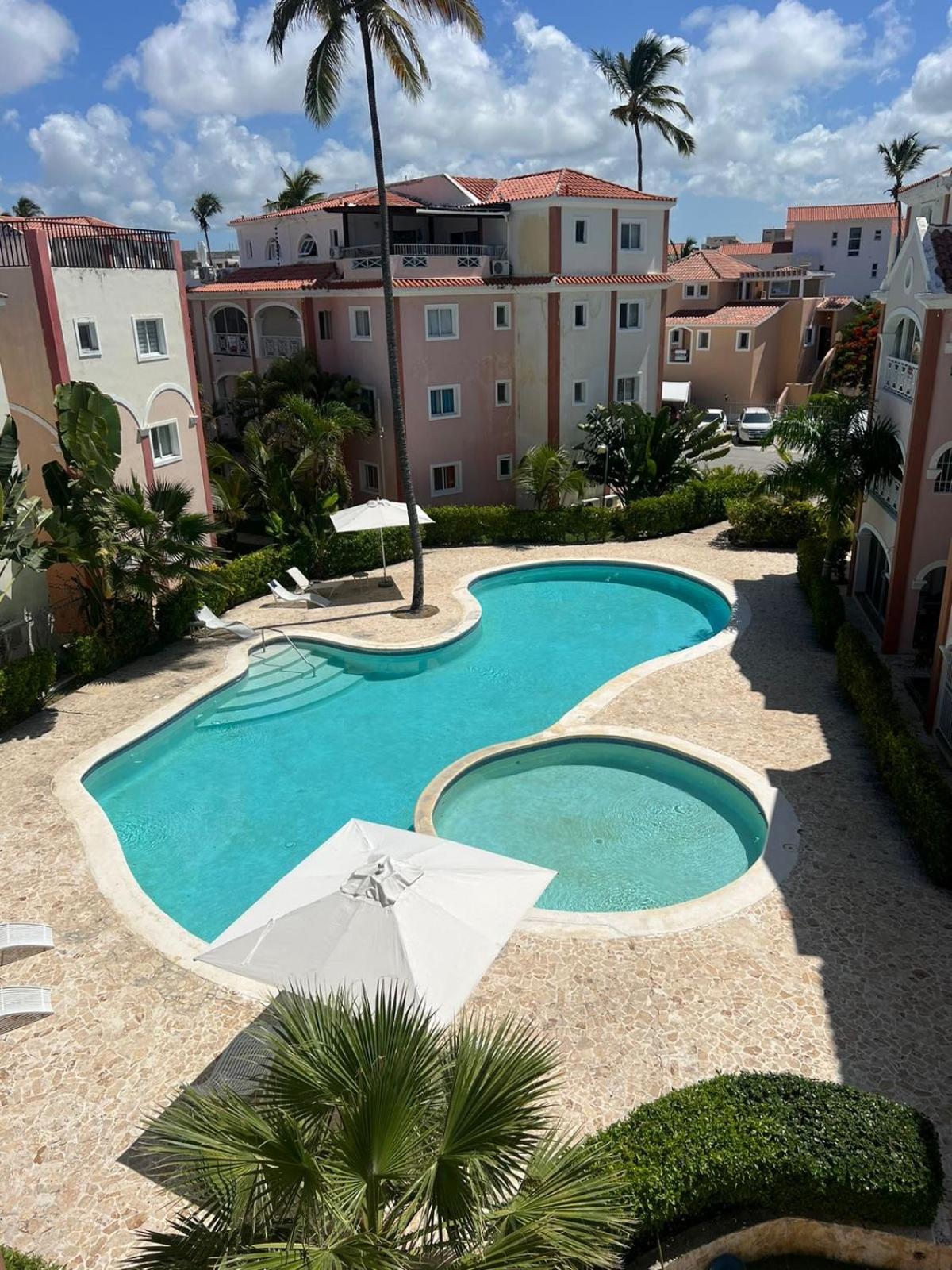 Tropical Apartment Few Steps From The Beach