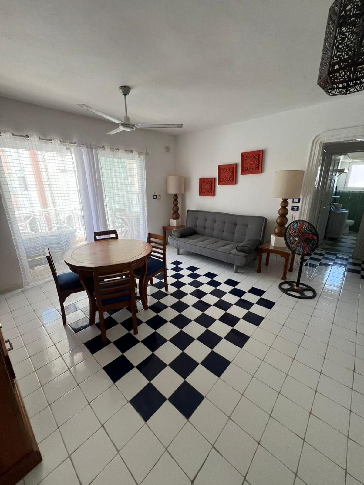 Tropical Apartment Few Steps From The Beach
